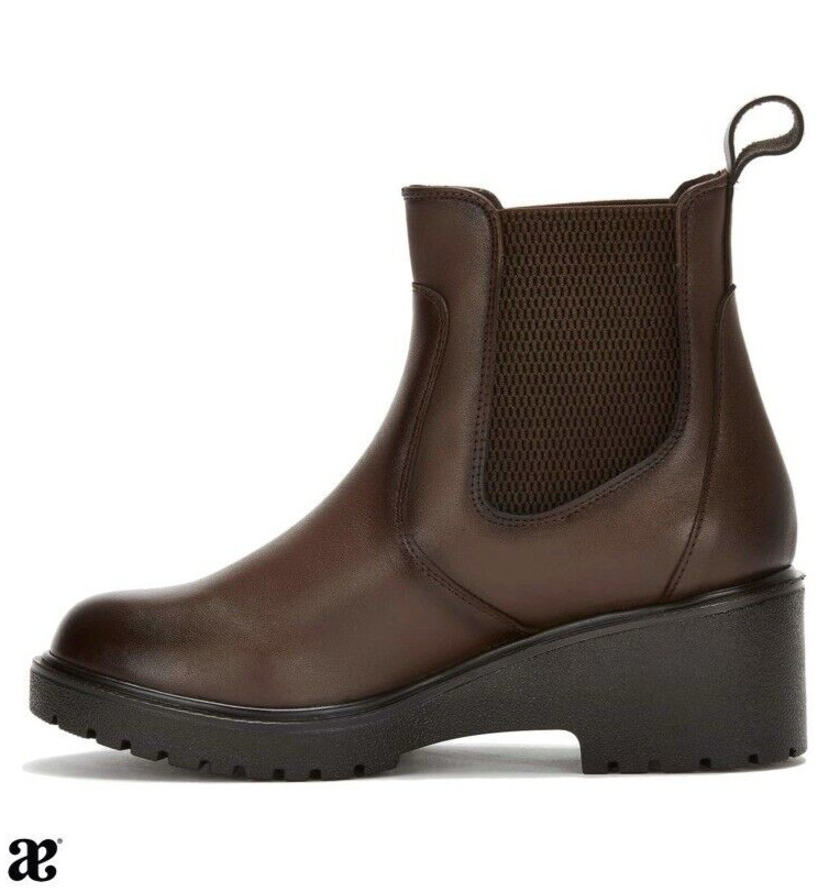Botas Andrea. Botines café De Mujer