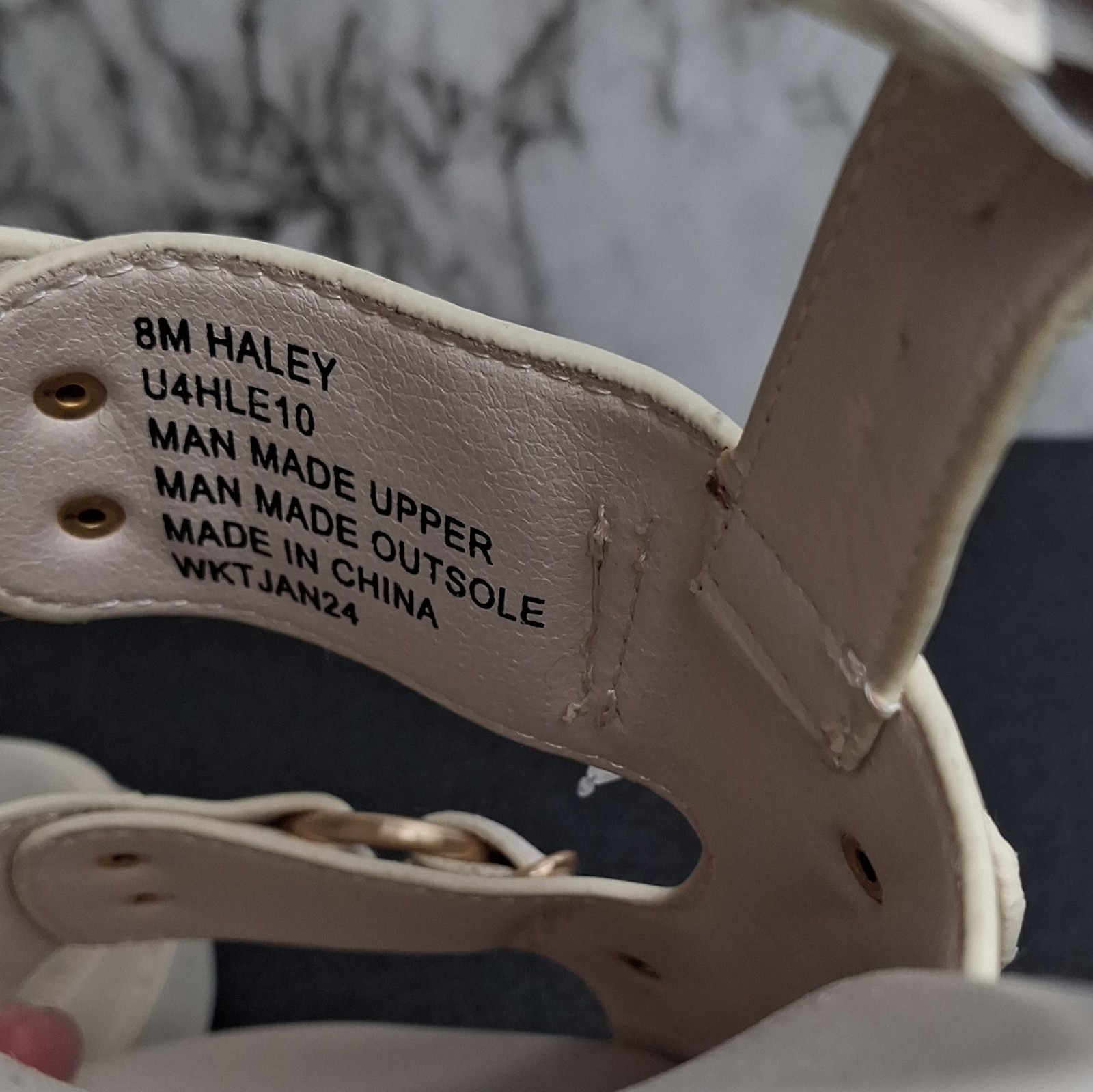 UNIONBAY Womens Beige Strappy Platform Sandals Buckle Adjustable Straps 8
