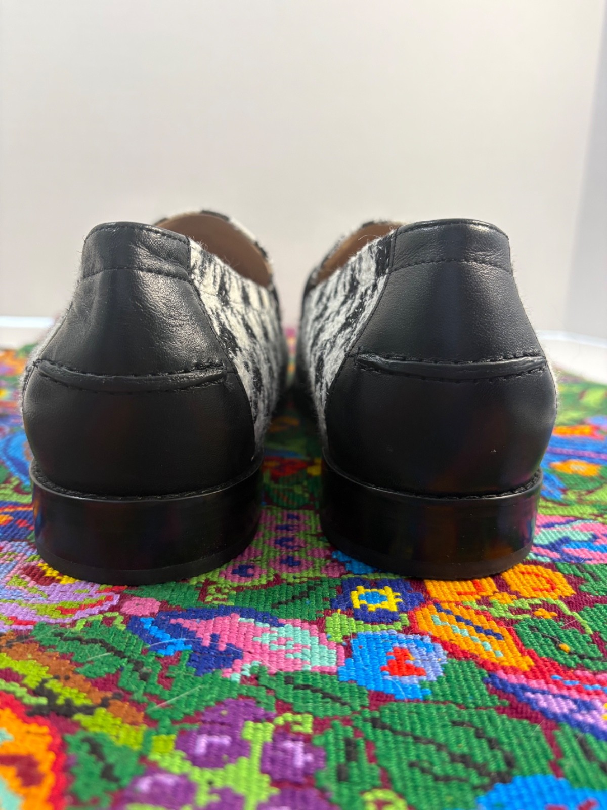 Cole Haan Women’s Lux Pinch Penny Loafer Houndstooth Black White Preppy 9.5B EUC