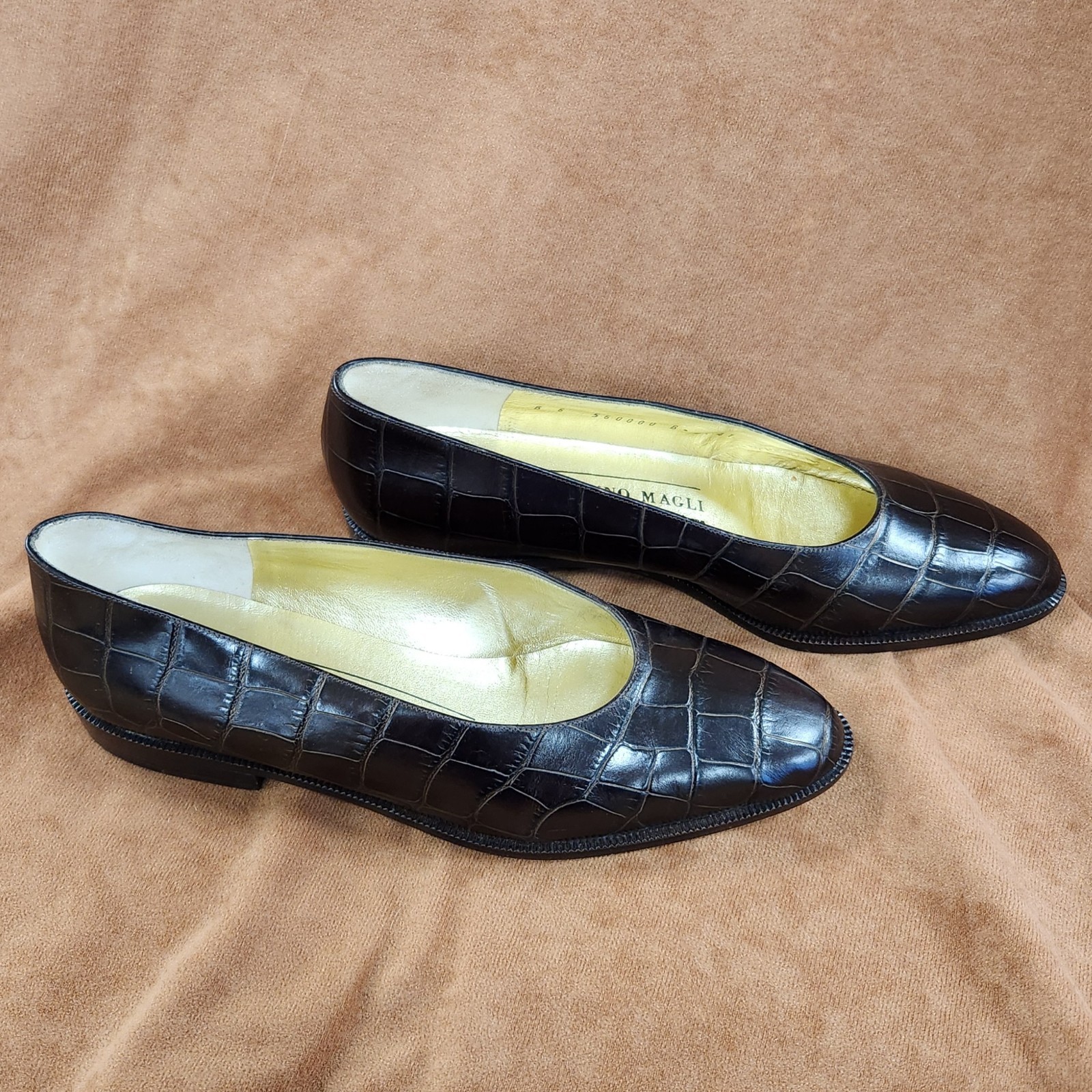 Bruno Magli Brown Crocodile Embossed Leather Low Block Pump Women’s 6 (26044)
