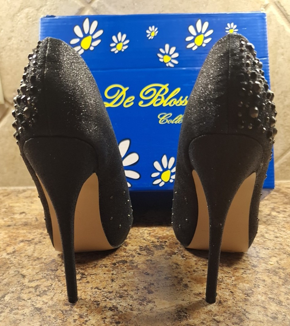 De Blossom black sparkly high heels size 6.5 with rhinestones Worn Once!!!!