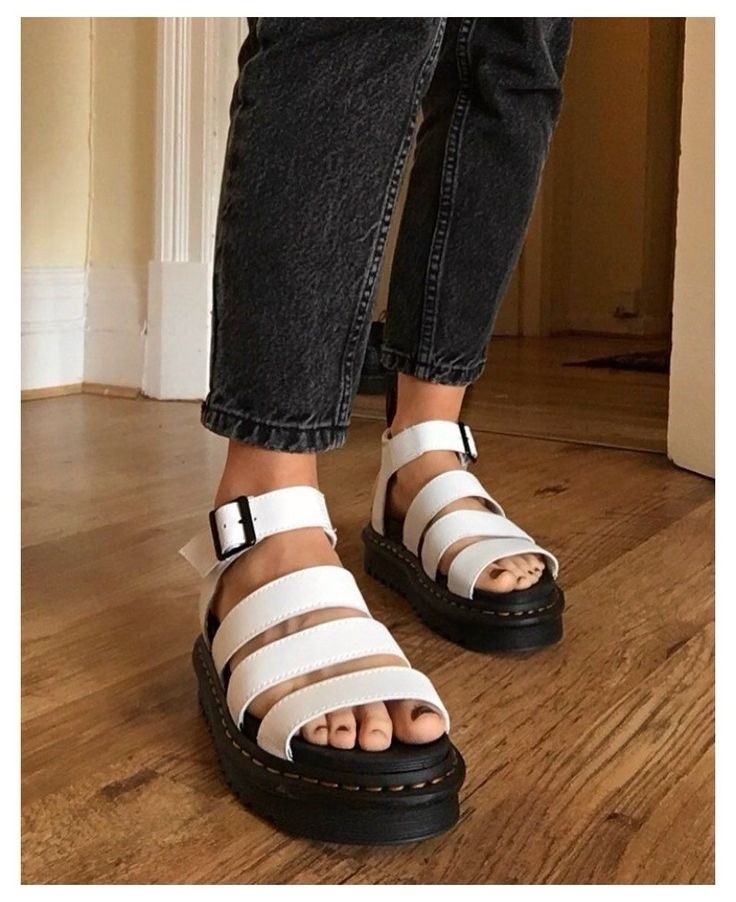 Dr Martens Blaire Leather Sandals In White Women’s Size 5 Unisex M4/W5 New