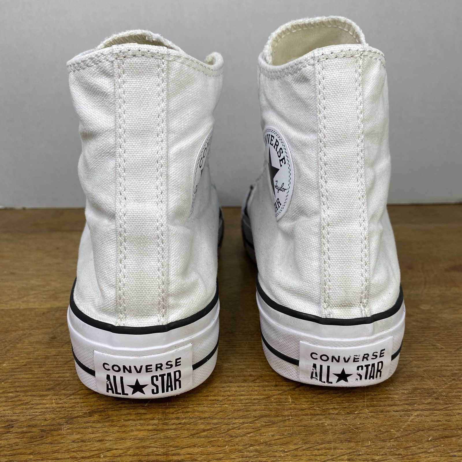 Converse Chuck Taylor All Star Lift Hi Platform White Canvas Shoe 560846C Sz 7/9