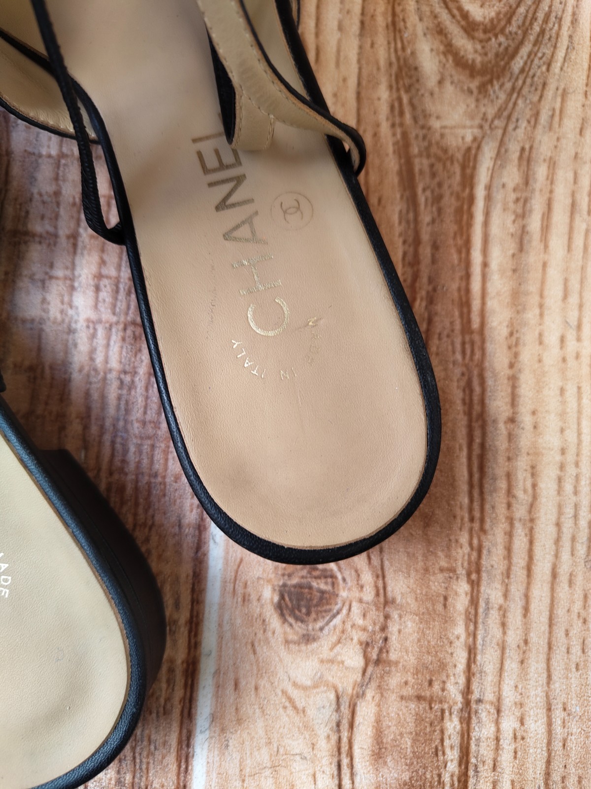 CHANEL Slingback Grosgrain CC Cap-toe Black Leather Flats EU 40 US 9.5
