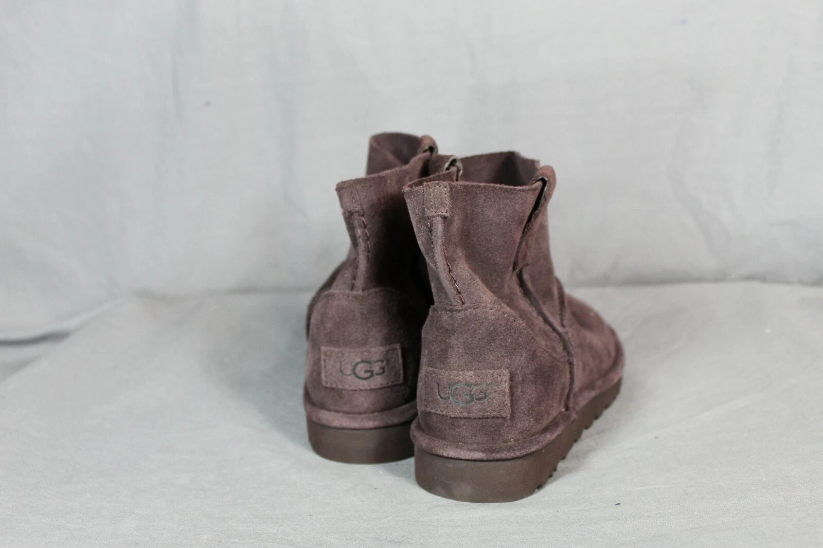 UGG 1017532 Brown Classic Mini Unlined Booties Size 5 Woman’s