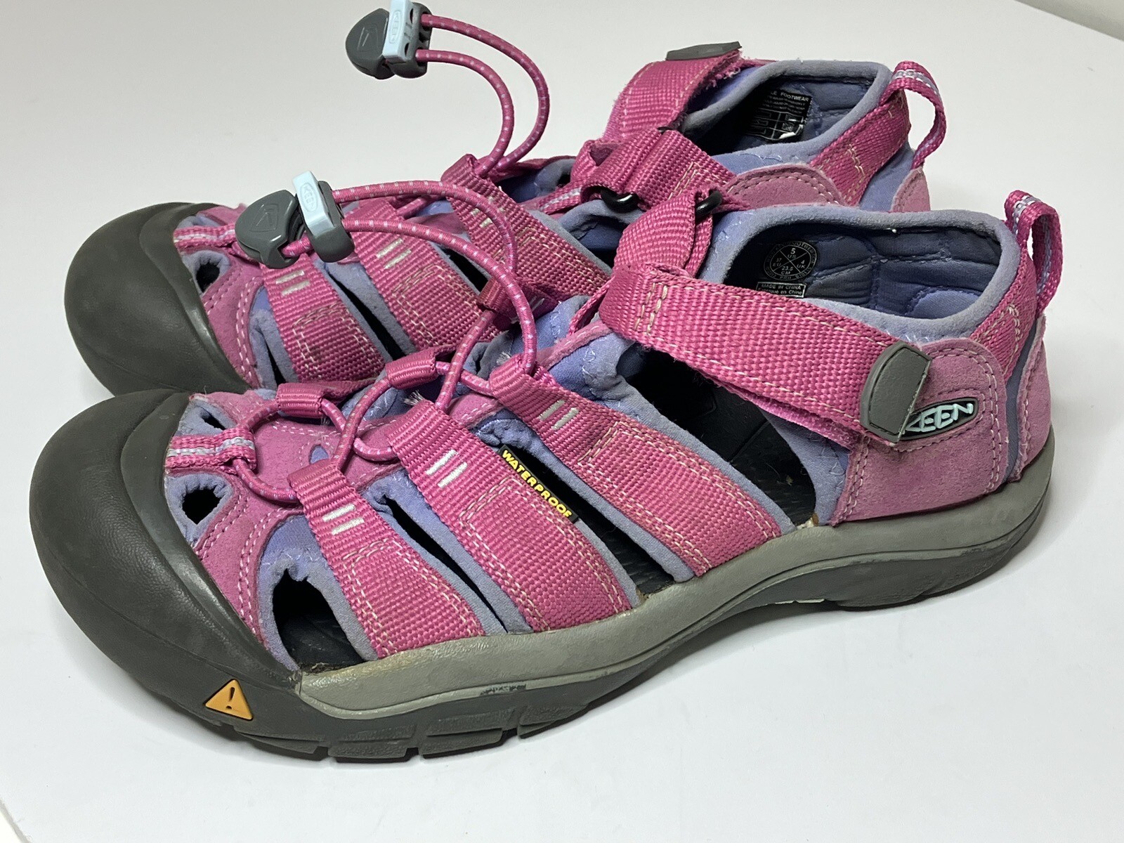 Keen Newport H2 Women Pink Waterproof Washable Sandal Shoe US size 5 EU 37