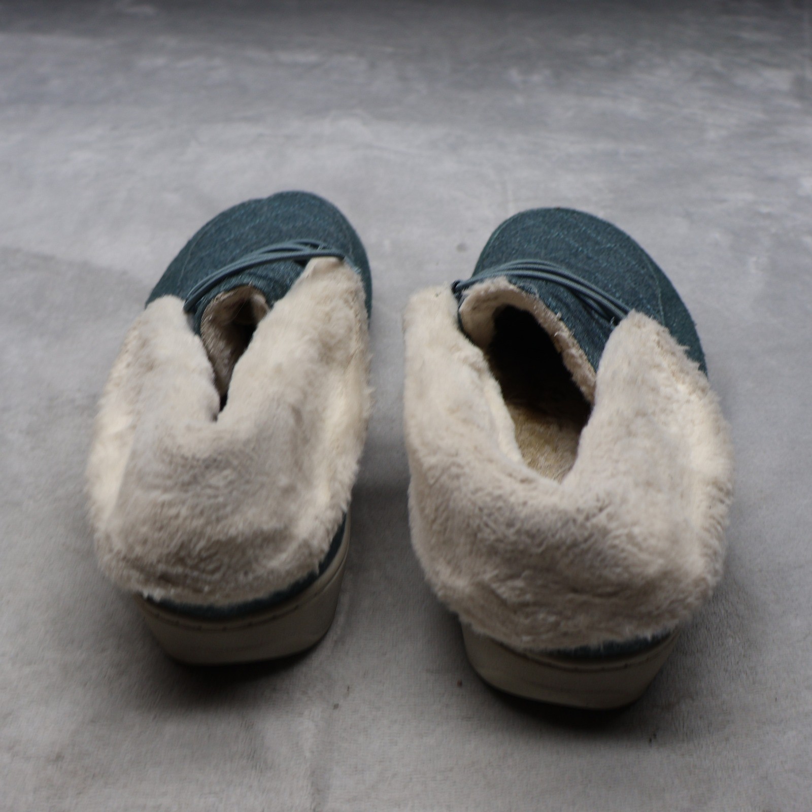 Vionic Womens 10 Slippers Blue Believe Faux Fur Trim Quilted Textile Orthopedic