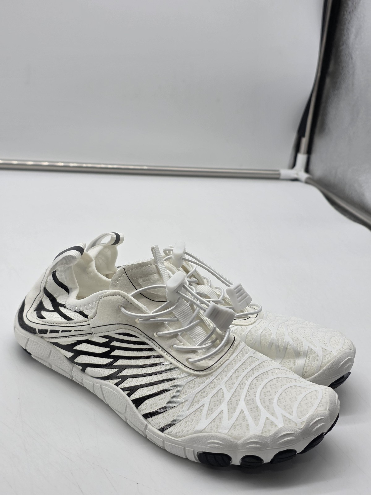 hike Barefoot Water Shoes Women 5.5 White Black Mesh Walking Sneakers Quick Dry