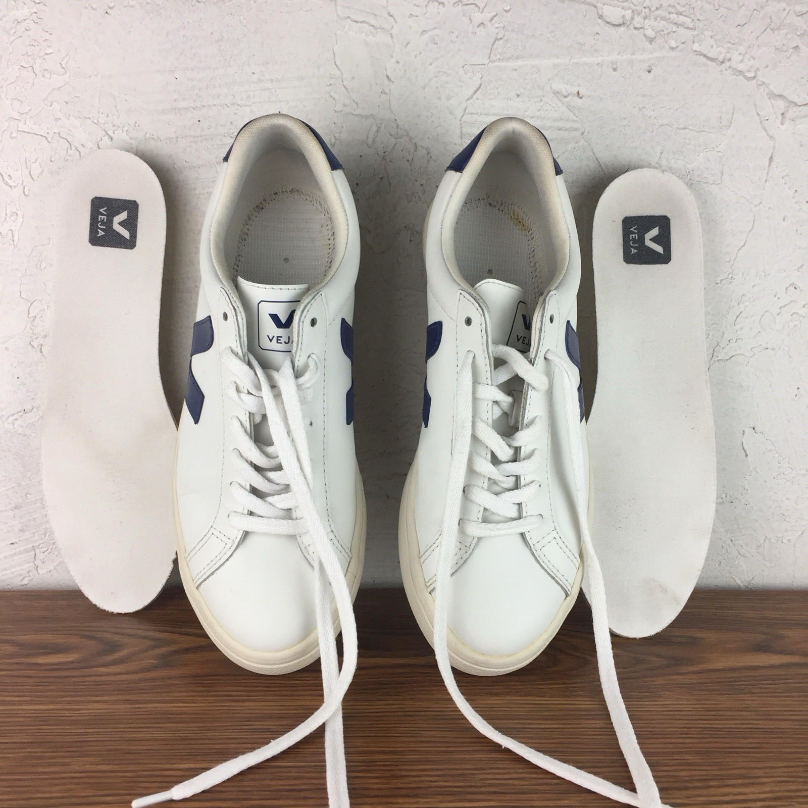 Veja Womens Esplar Leather Sneakers White/Blue US 8.5/ EU 40 Lace -Up Trainers