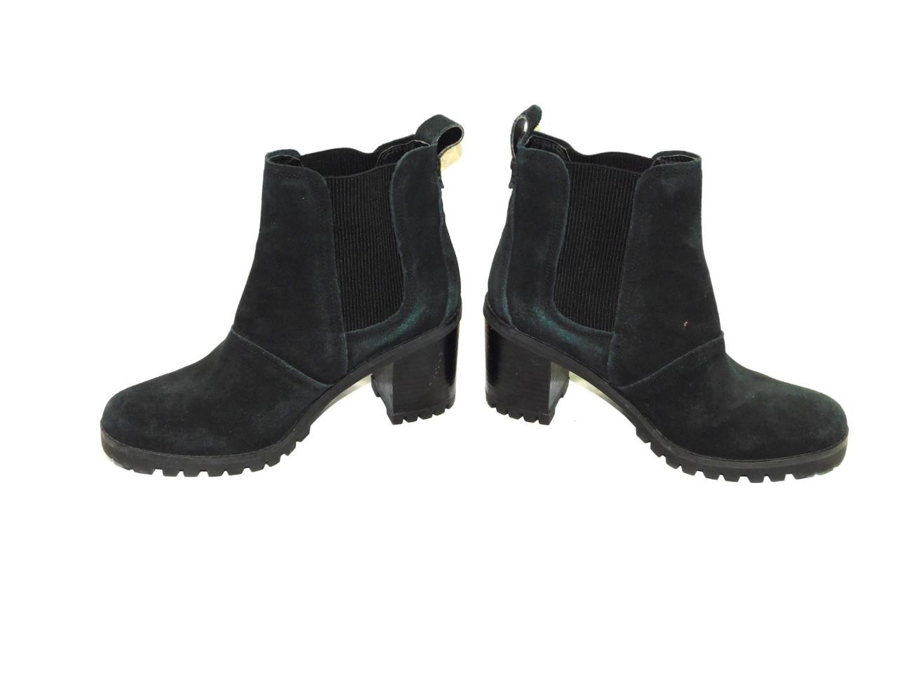 UGG Size 9 40 Black Suede Hazel Chelsea Block Heel Boots Unlined Waterproof