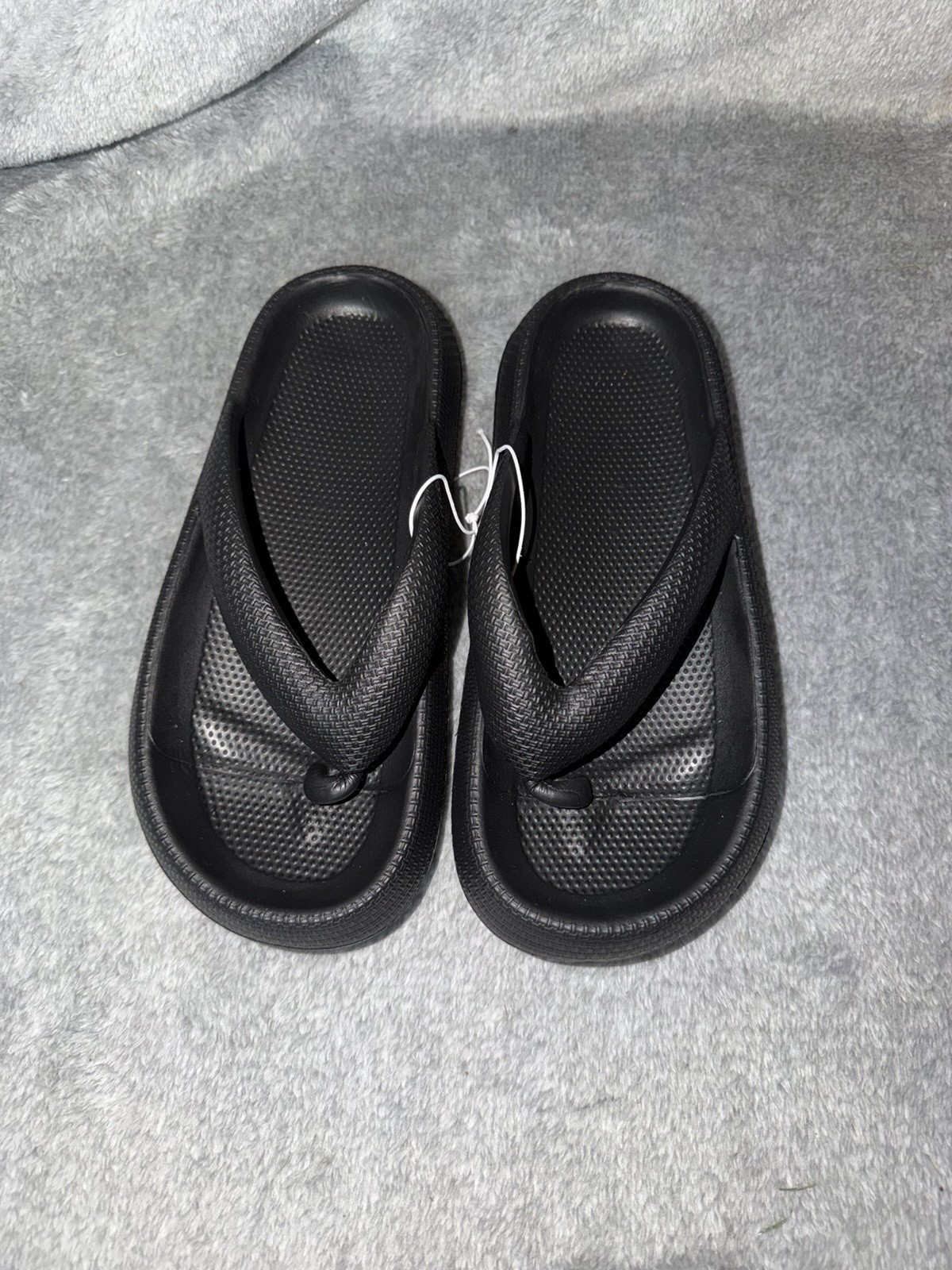 Flip Flops Black Women’s Size 36-37 US 6-7 Soft Comfy Cushion Slides NEW
