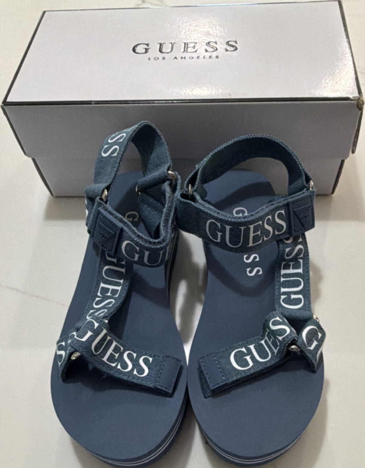 New in box GUESS Women’s Blue Logo Fabric Platform Wedge Sandals Ankle Strap 6M