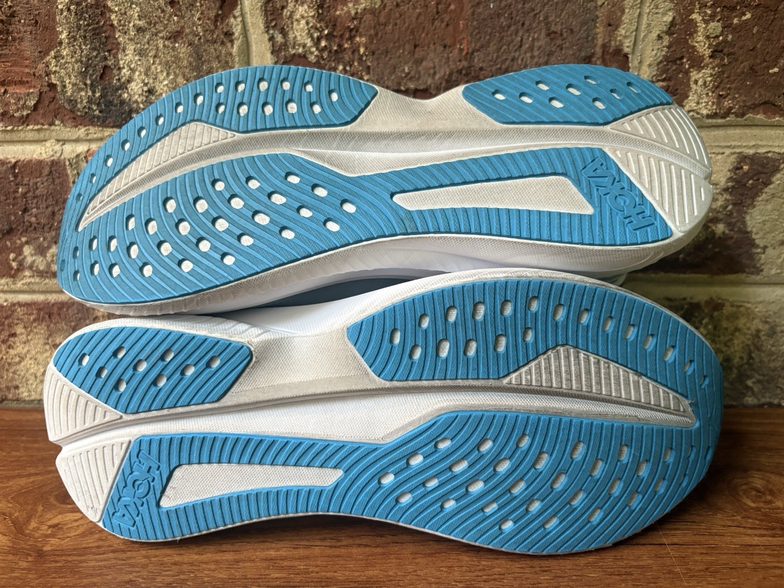 Hoka One One Mach 6 Womens Size 10B Running Shoes Tundra Blue 1147810 TNDR