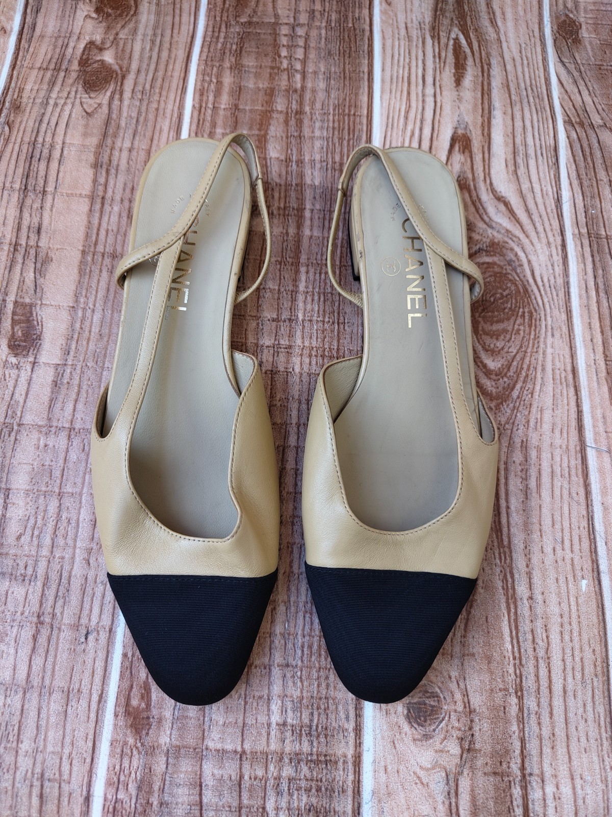 CHANEL Slingback Grosgrain CC Cap-toe Beige Black Leather Flats EU 39 US 8.5
