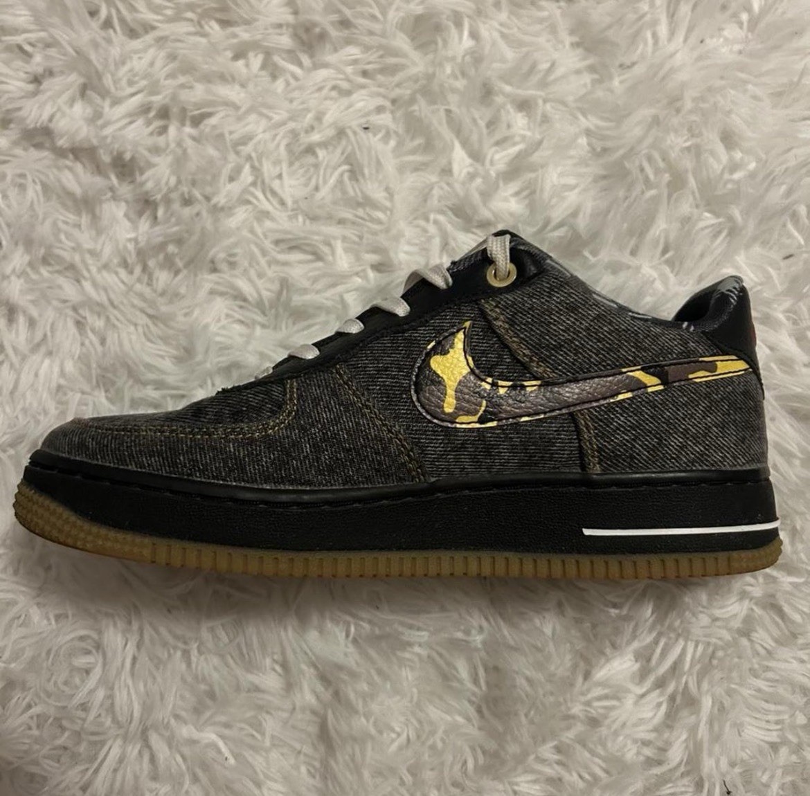 Nike Black Air Force Remix/Size 5.5 Youth Or 7 Womans Shoes amazing condition
