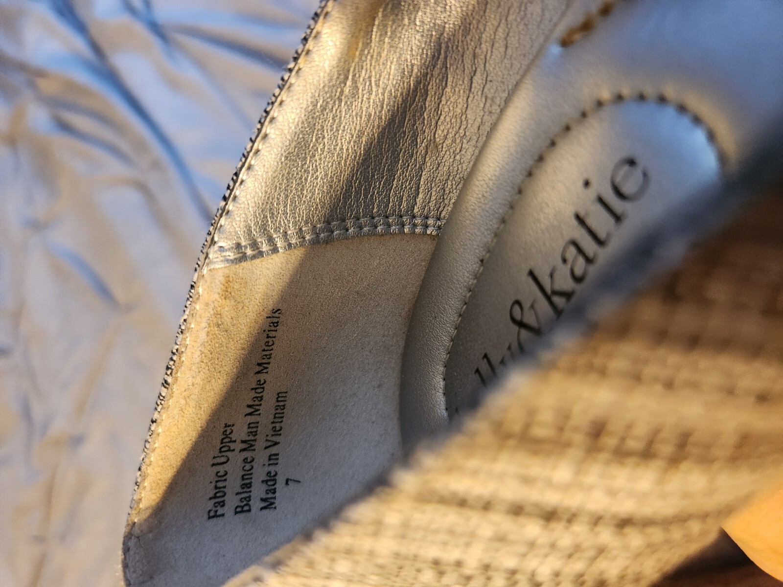 Kelly & Katie Women’s Textured Gray Heels Pumps Size 7