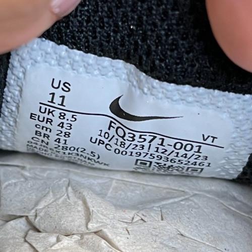 Nike Air Pegasus 2K5 Womens Size 11 Beige Black Athletic Running Shoes Sneakers