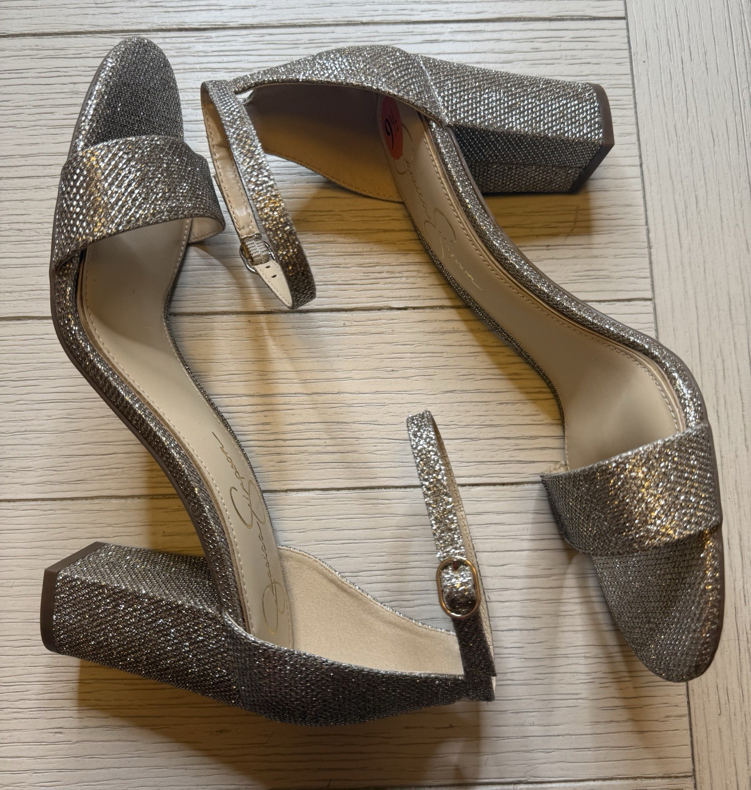 NWOT Jessica Simpson 3.25″ Block Heel W/ Ankle Strap. Gold Metallic. Sz 9.5M