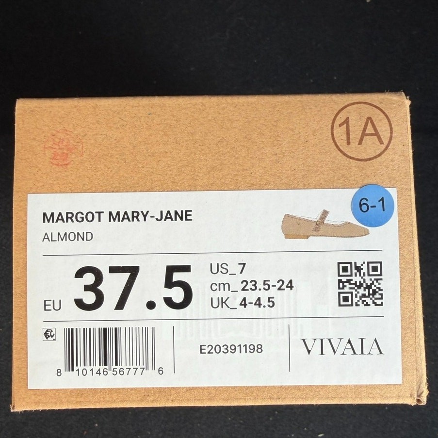 VIVAIA Margot Mary-Jane Almond Women’s Size 7 Knit Square Toe Flats New Box