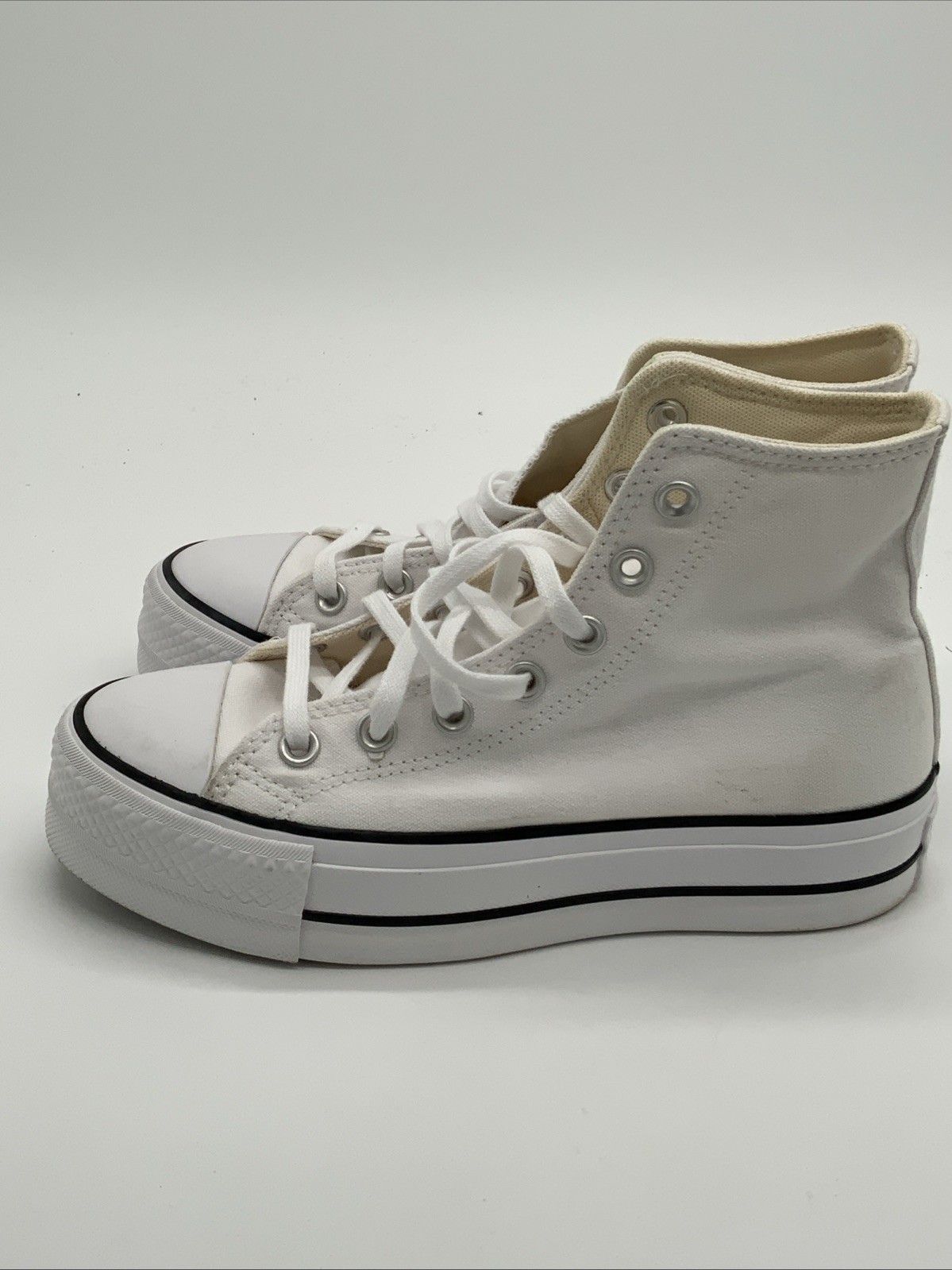 Converse CTAS Lift Hi Platform Women Size 6 White Black Used 560846C
