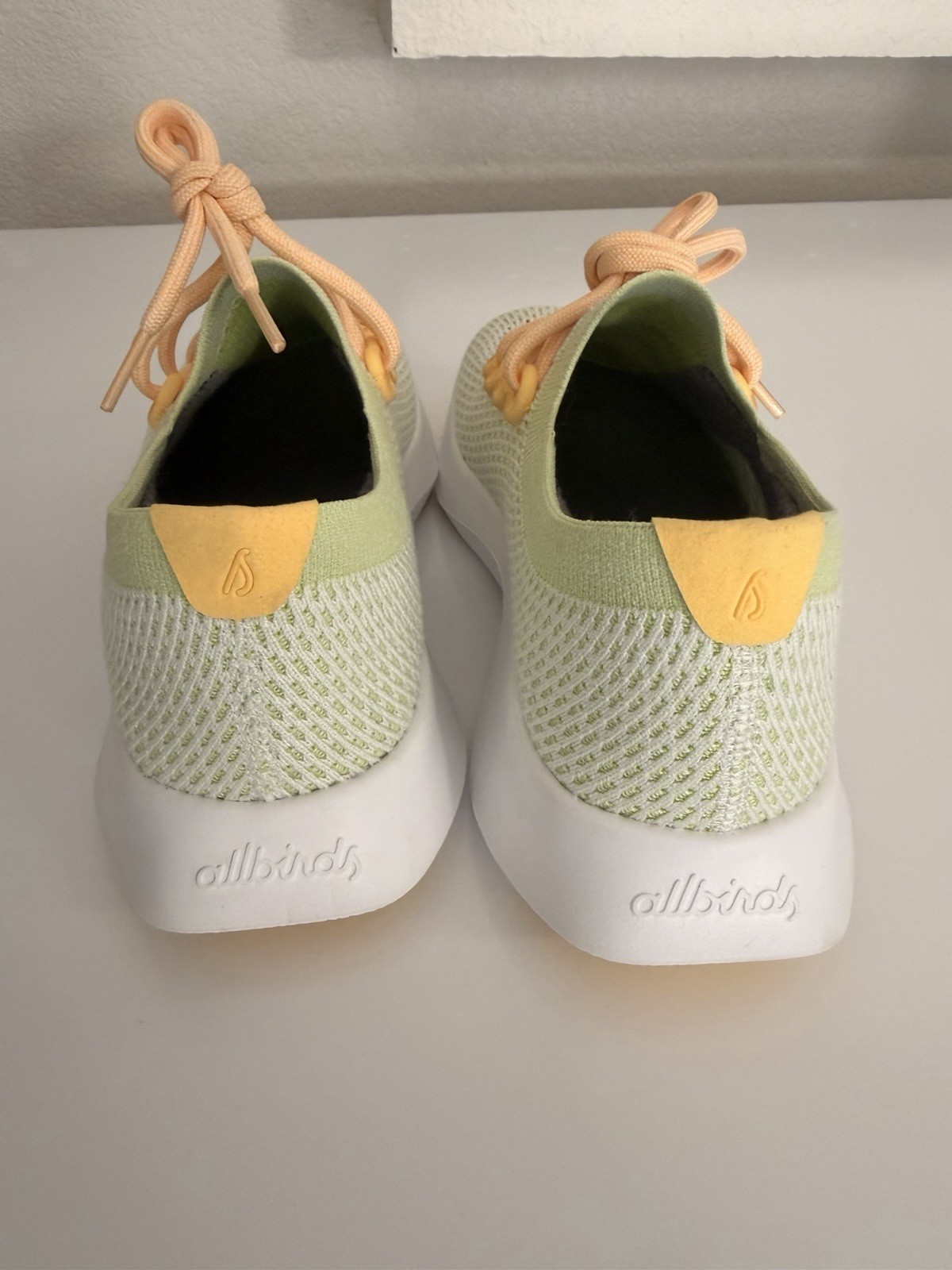 Allbirds Tree Dasher 2 Womens Size 7 White Red Athletic Running Shoes Sneakers