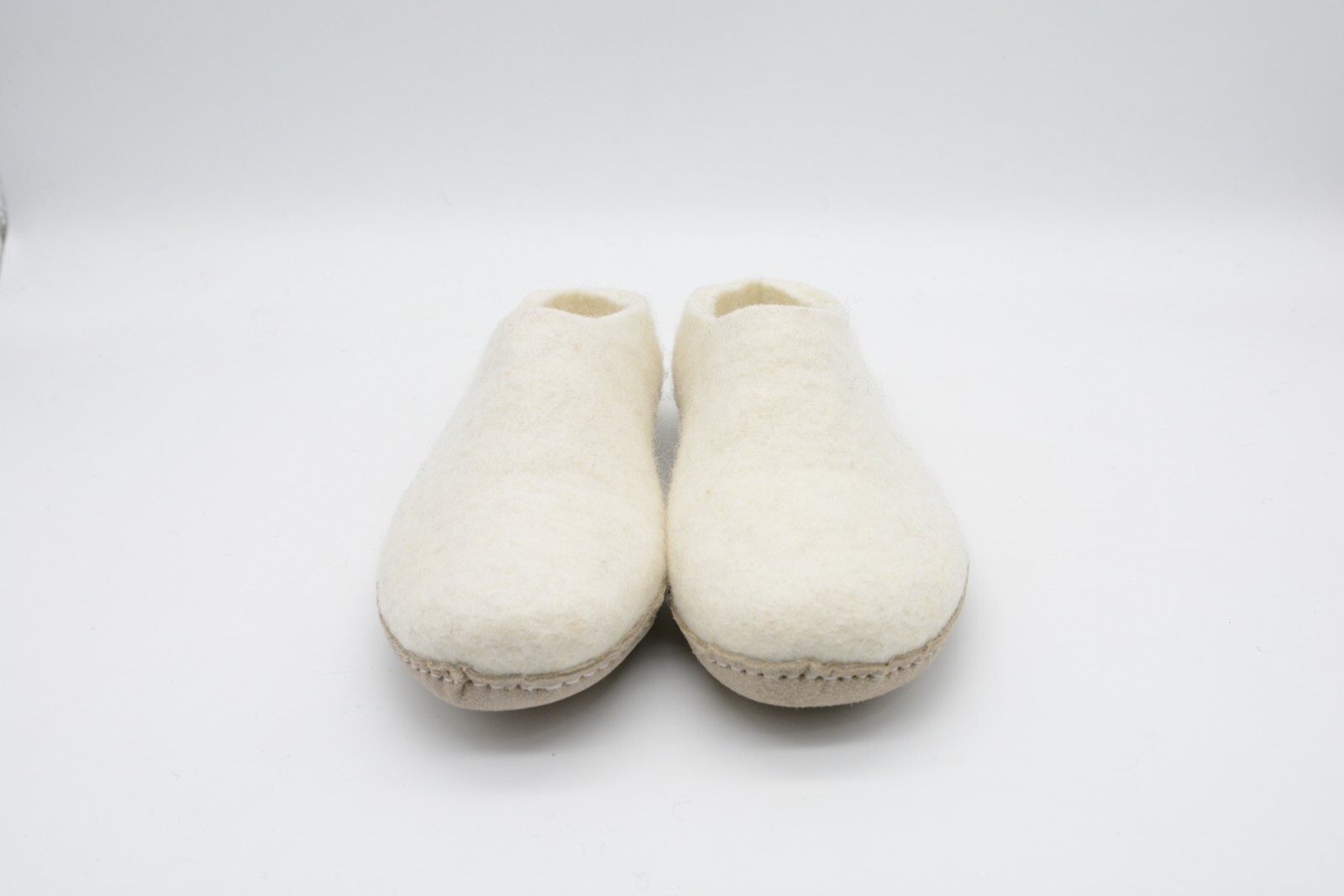 WoollyFelt Handmade Wool Slippers with Leather Sole – Eco-Friendly, Durable