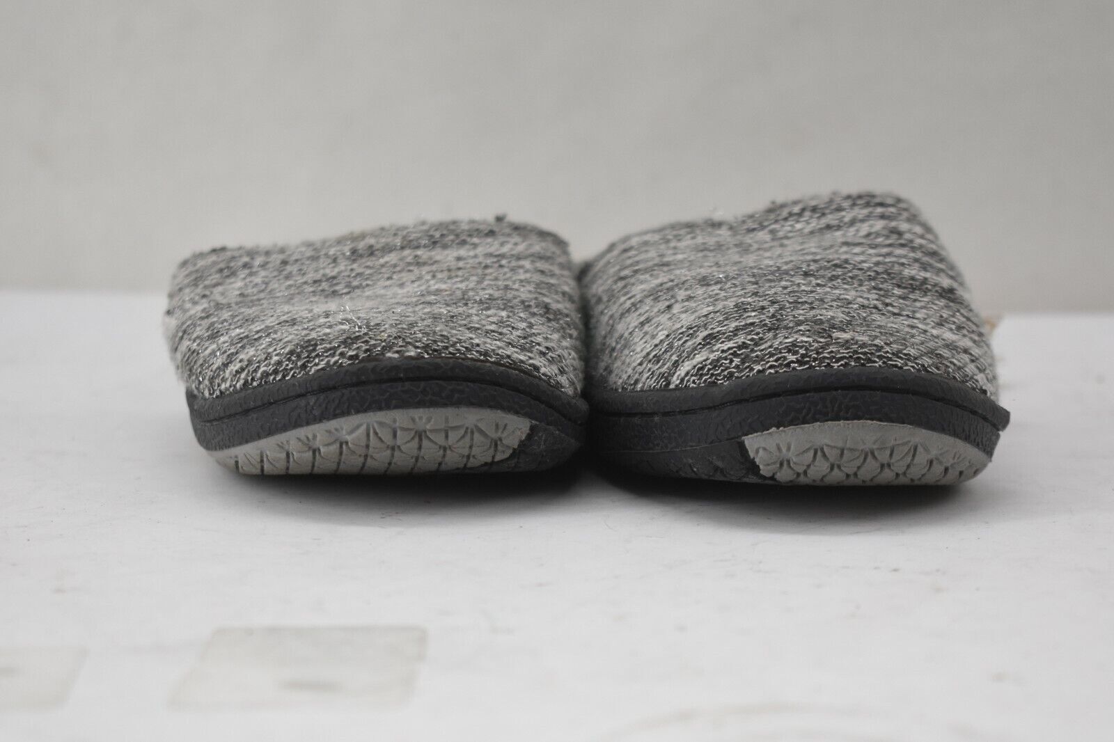 Goldtoe Women’s Marled Clog Slippers S (6-7) Grey Polyester Indoor Use
