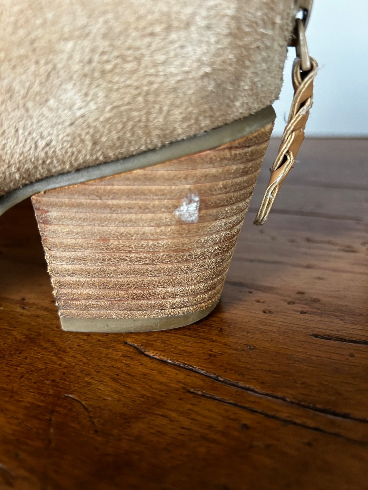 American Eagle Tan Suede Ankle Boots Size 7.5