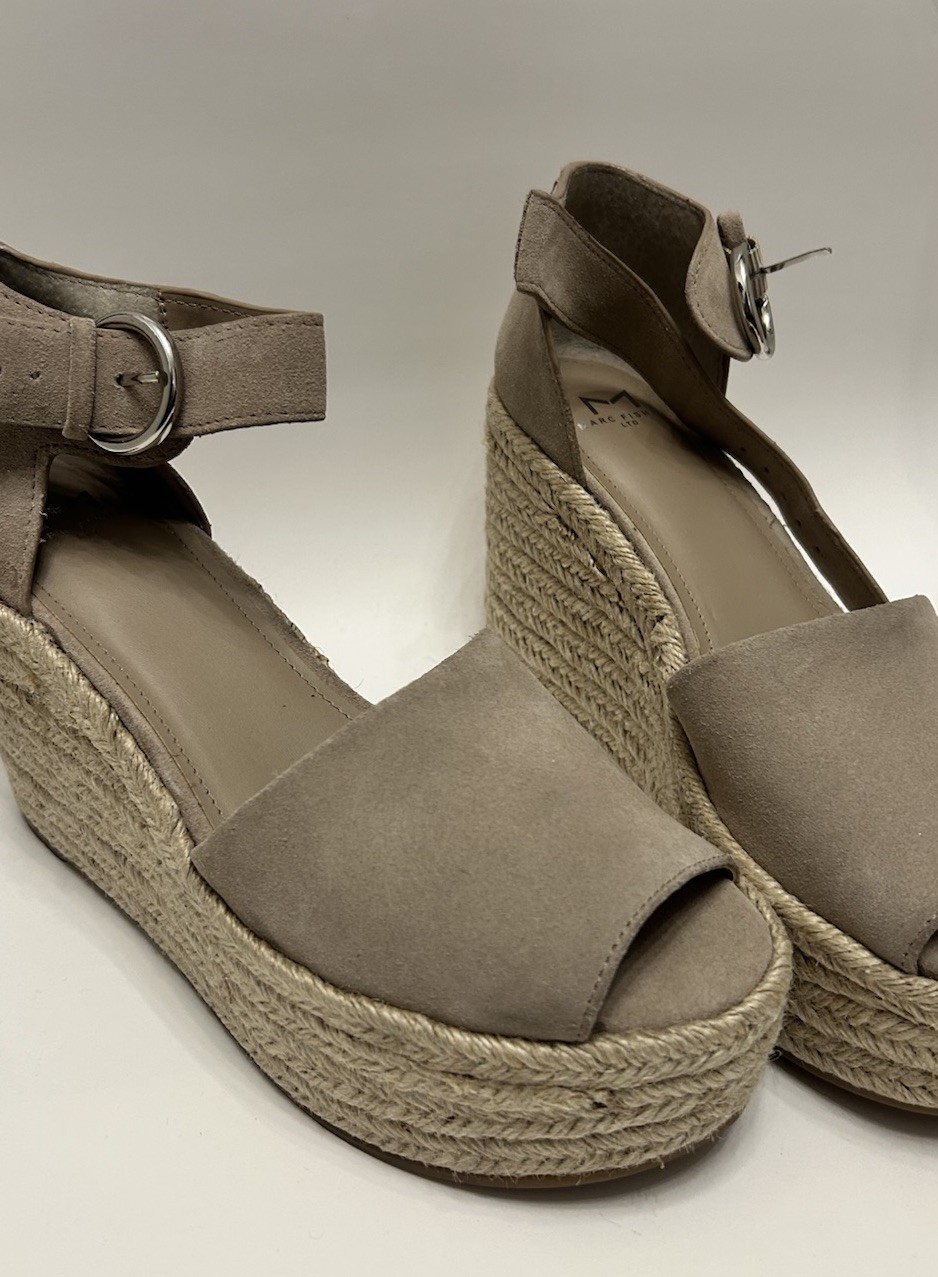Marc Fisher LTD Alita Platform Wedge Sandals in a size 10