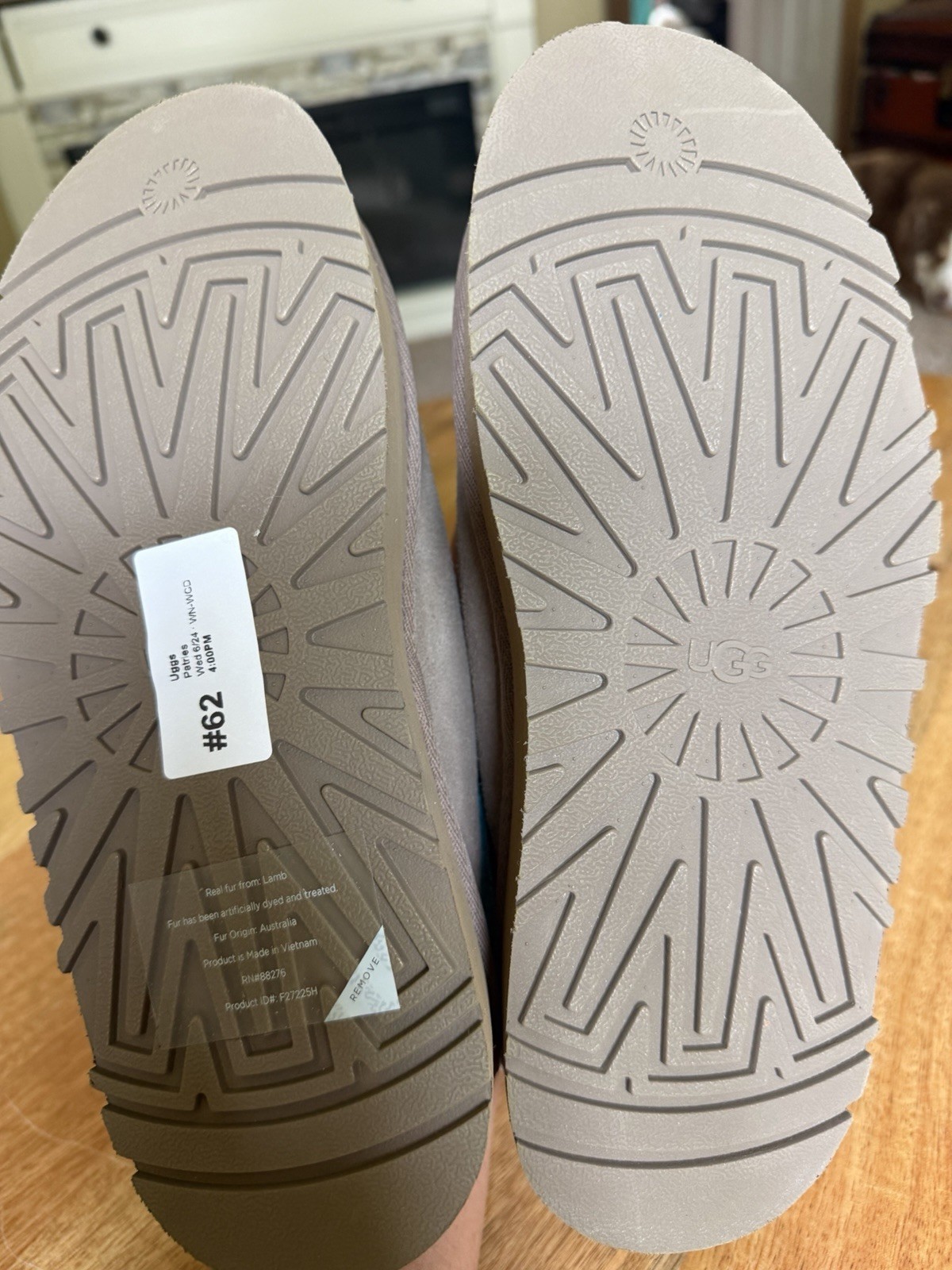 Women’s Ugg Platform Size 6