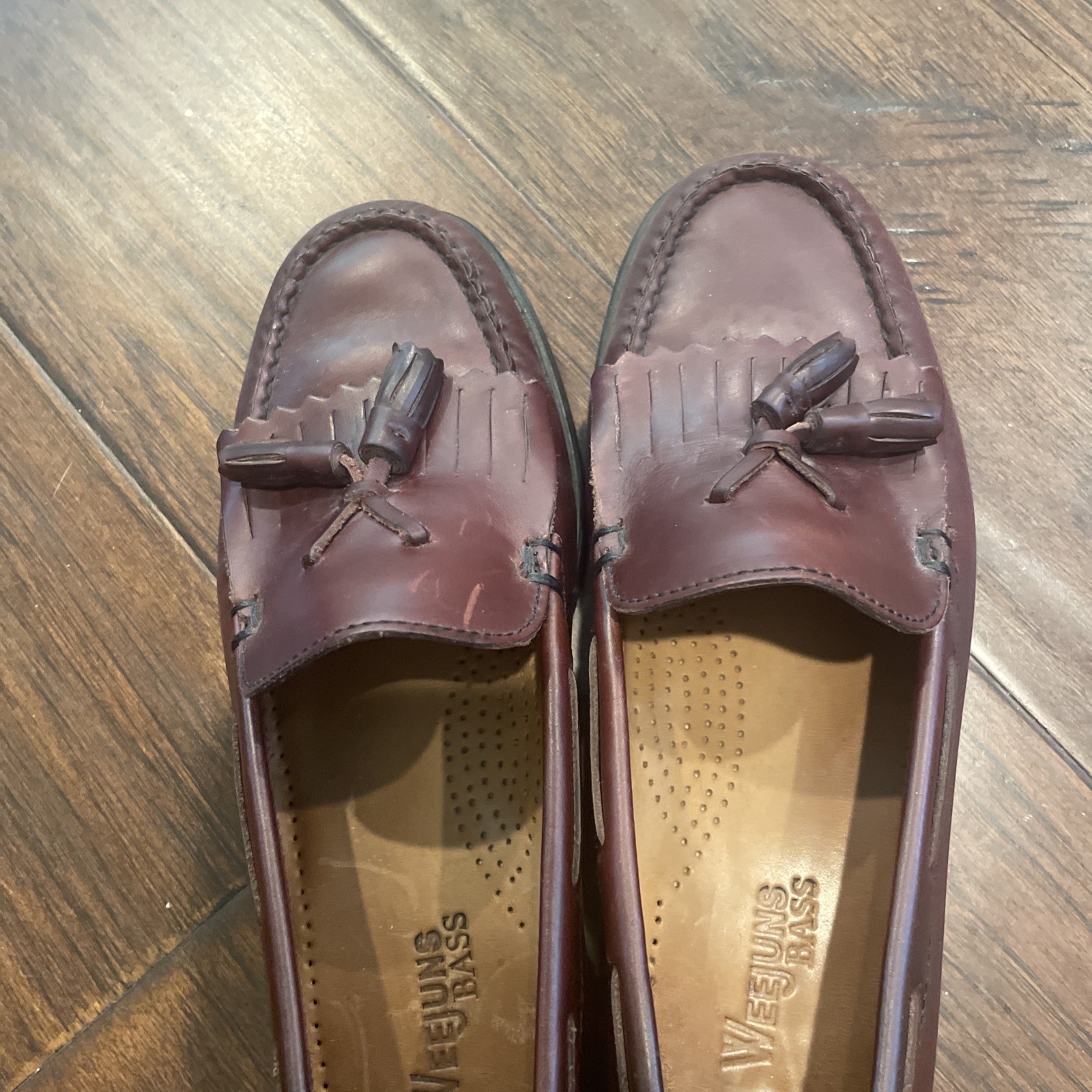 GH Bass Weejuns Marietta II Burgundy Leather Kiltie Tassel Loafers Women’s 5.5M