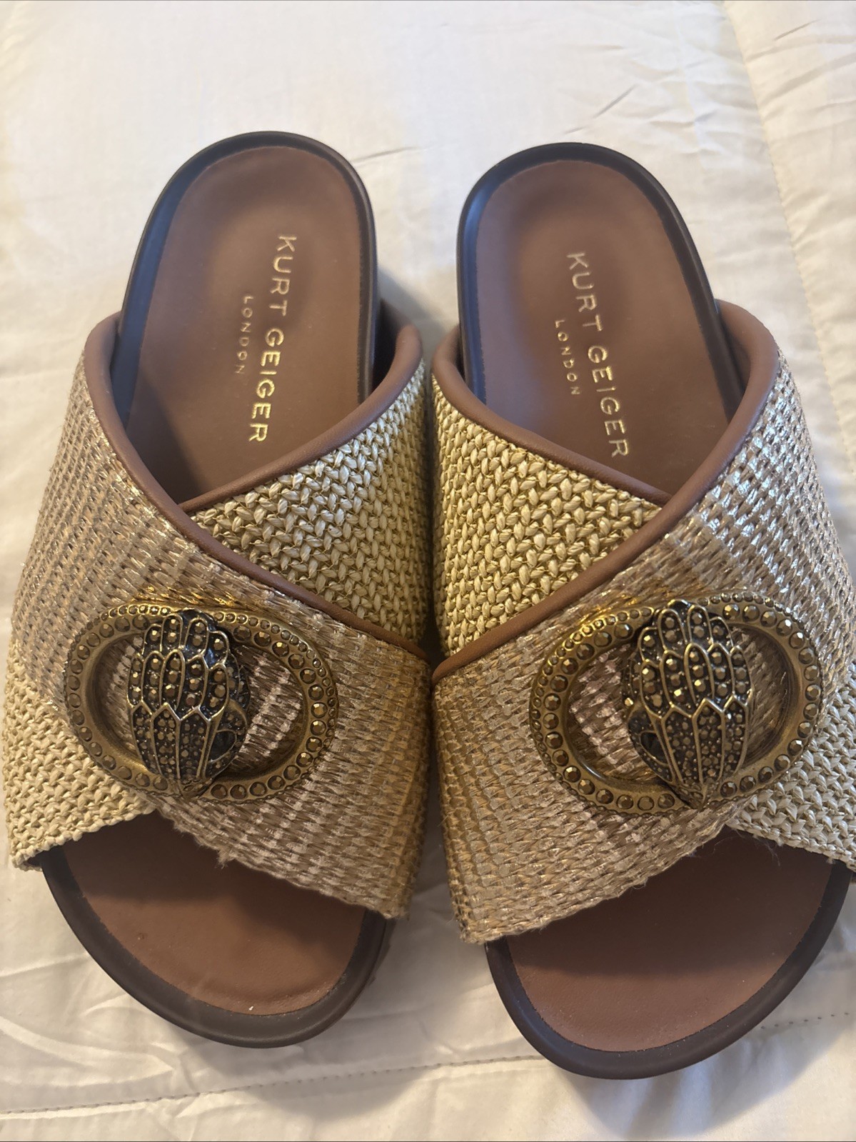 Kurt Geiger London Gold Sandals Size 6.5