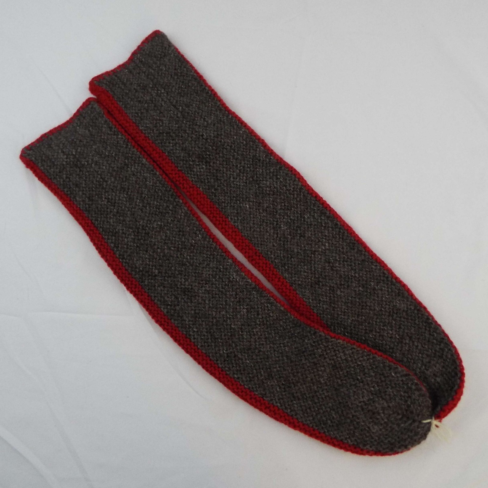 Hand Knit Women’s Red, White, Gray 21″ Lace Up Slipper Socks NWOT One Size