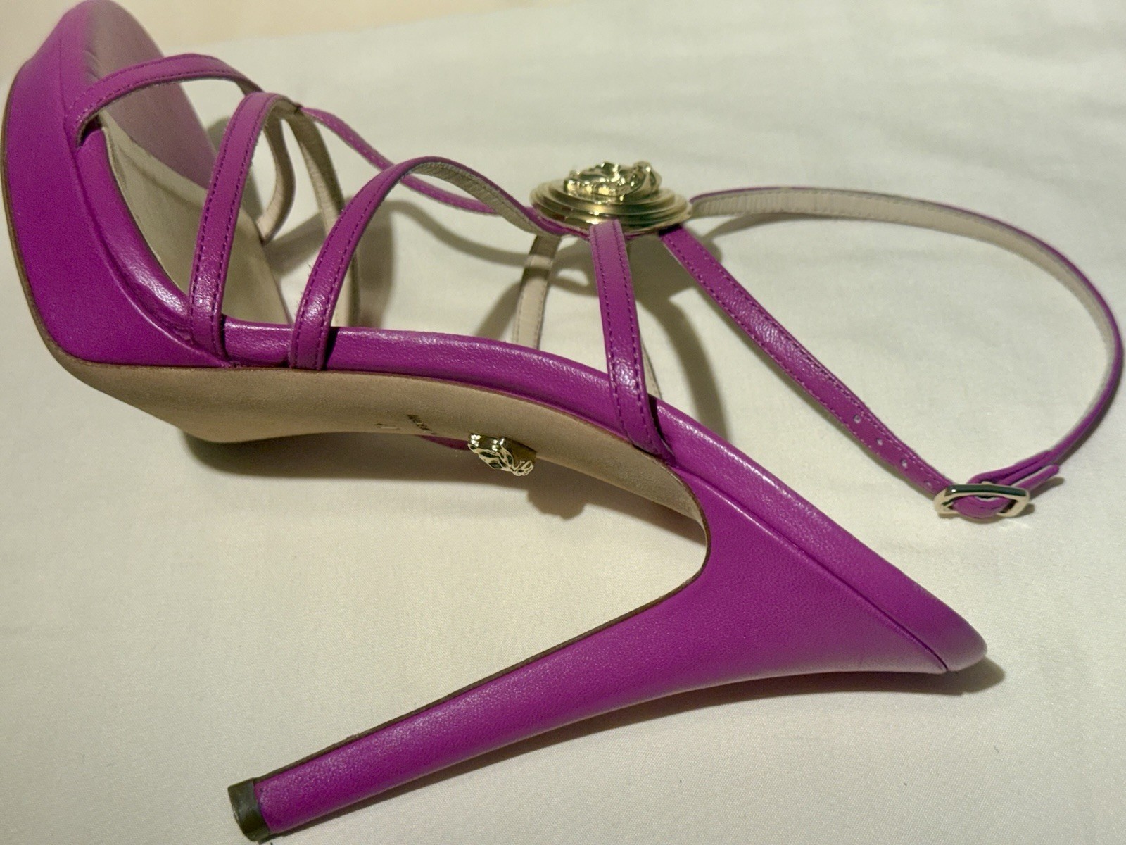 Versace Ora Medusa 110 Pink Strappy Platform Stiletto Sandals IT 40 US 10
