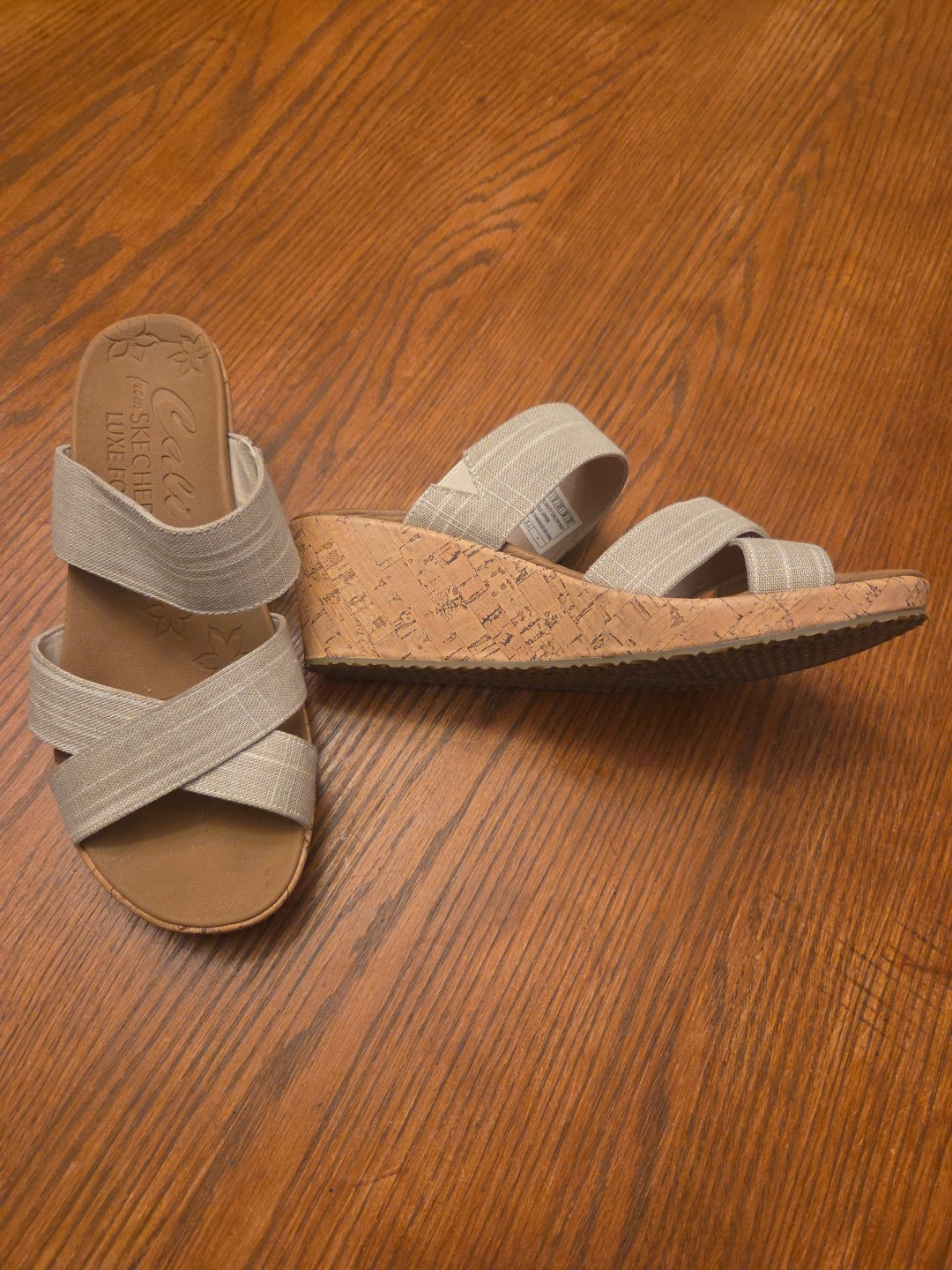 Cali from Skechers Luxe Foam Beverlee Brunch Hour Cork 2.75″ Wedge Natural Sz 11