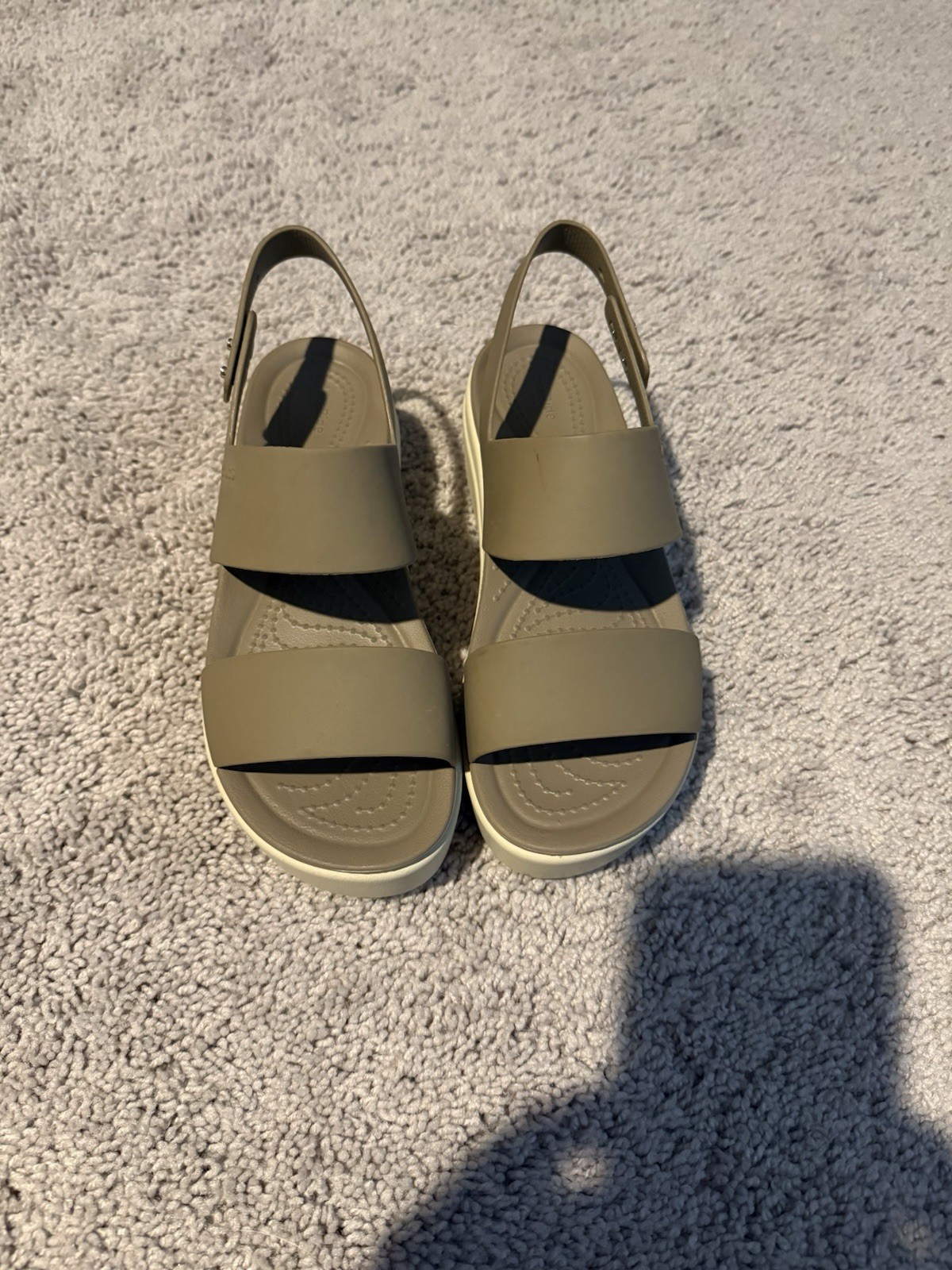 Crocs Brooklyn Wedge Sandals Womens Size 6 Brown Platform Slingback Casual Shoes