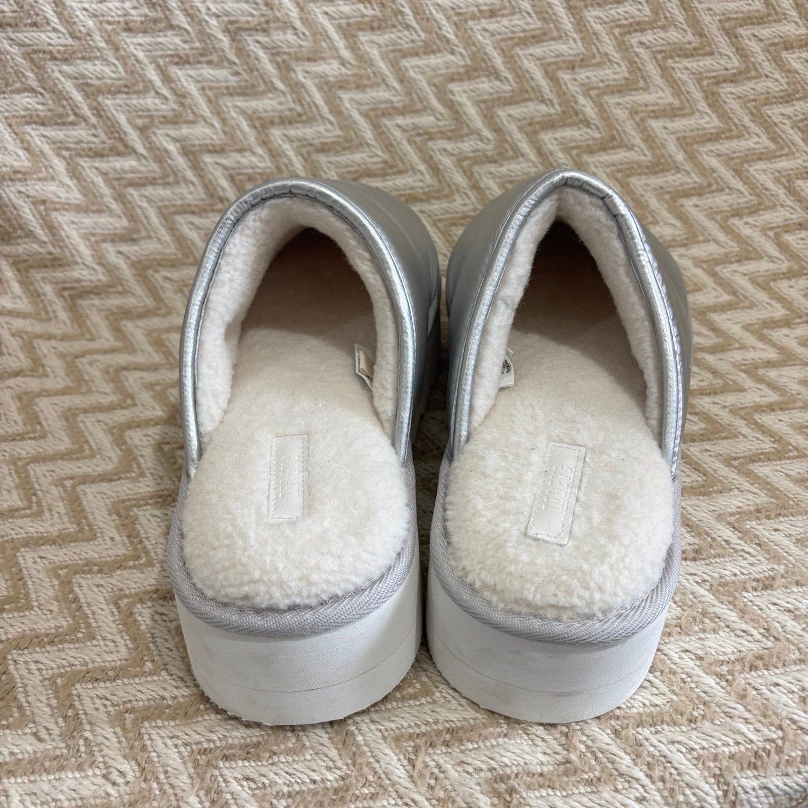 Anthropologie Maeve Women’s Puffy Platform Metallic Silver Slippers Large 10-11