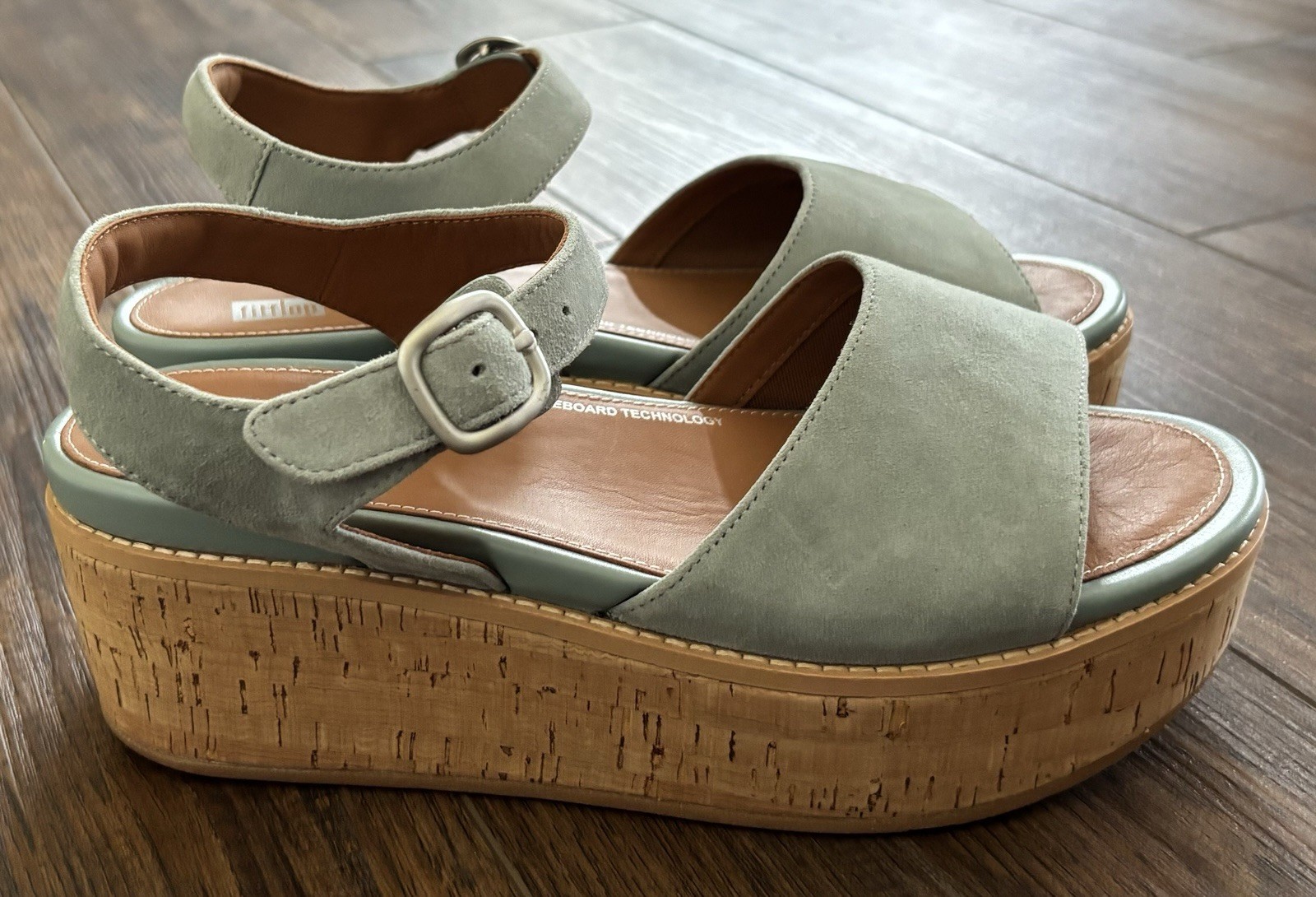 FitFlop Womens Eloise Cork-Wrap Leather Wedge Sandals Back-Strap Mint Green Sz 9
