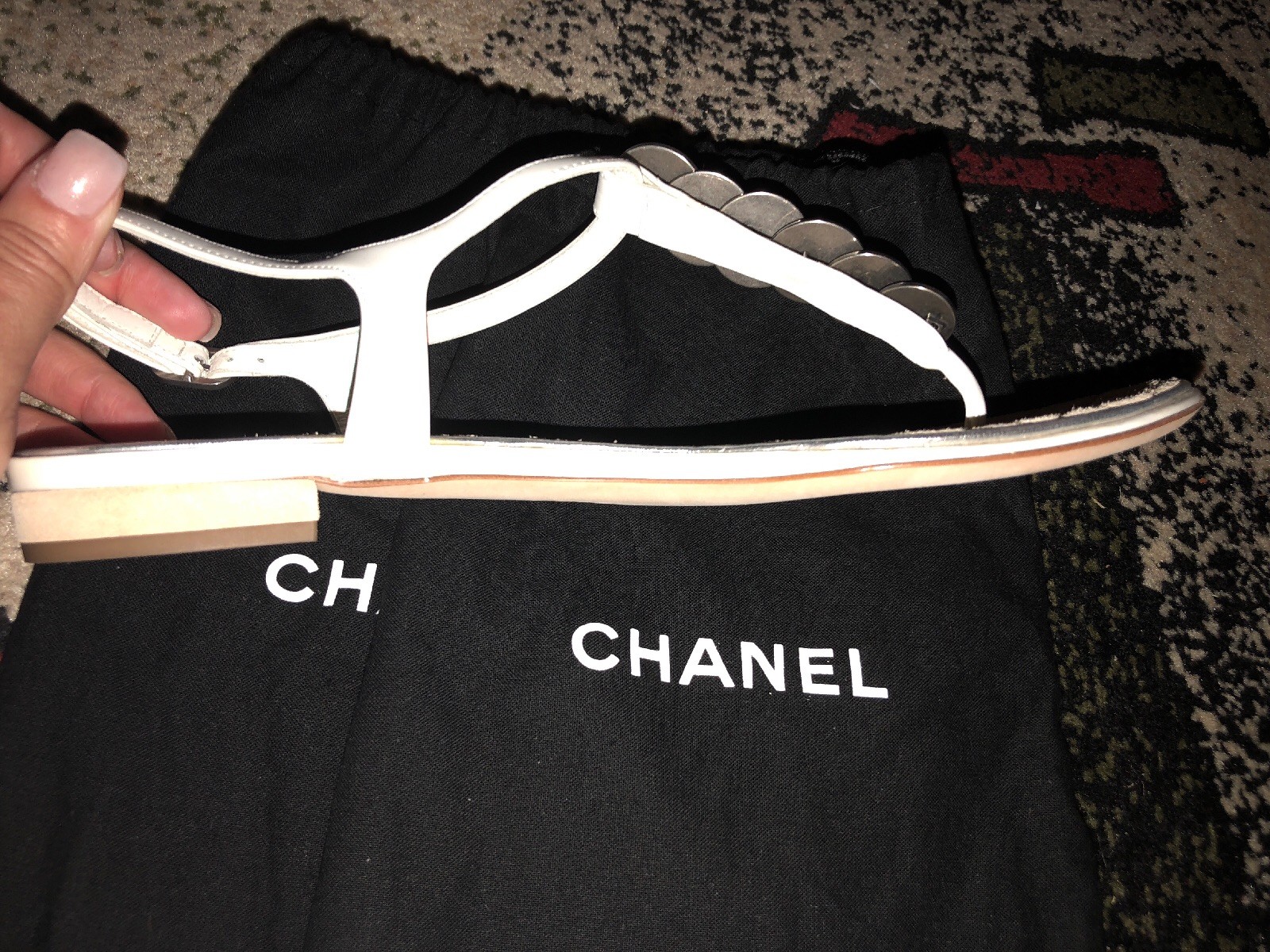 NEW CHANEL WHITE LEATHER COINS CC LOGO FLAT THONG SANDALS SIZE 39.5