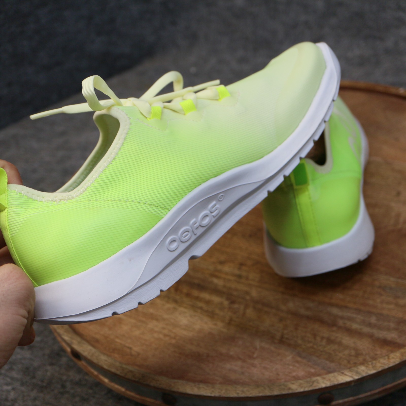 Oofos Oomg Sport LS Womens Size 9 Neon Yellow Recovery Shoes Comfort Athletic
