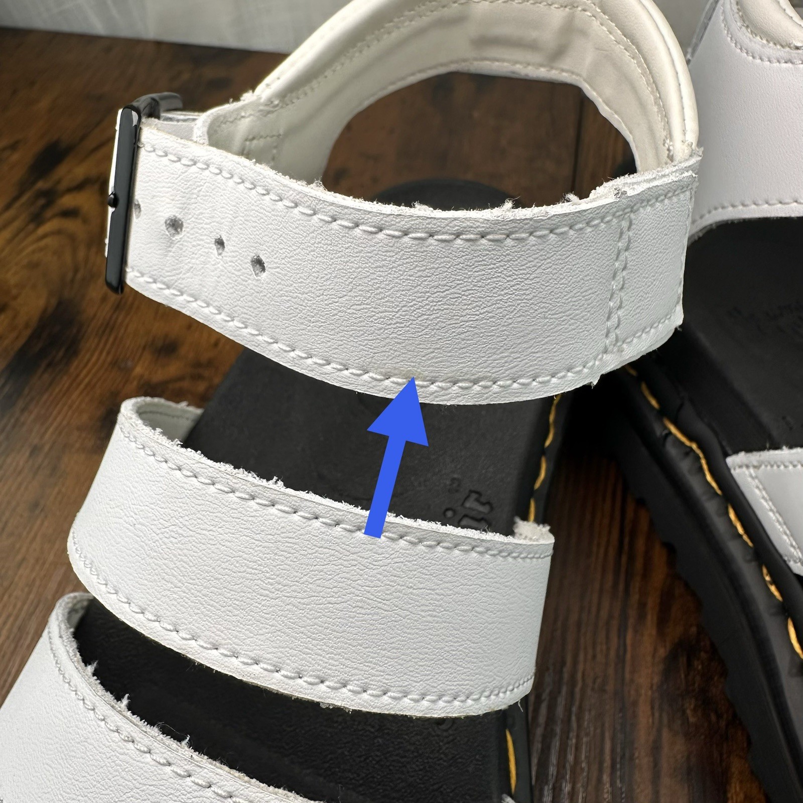 Dr. Martens Blaire Hydro Leather Platform Sandals Women’s US 8 White Defects