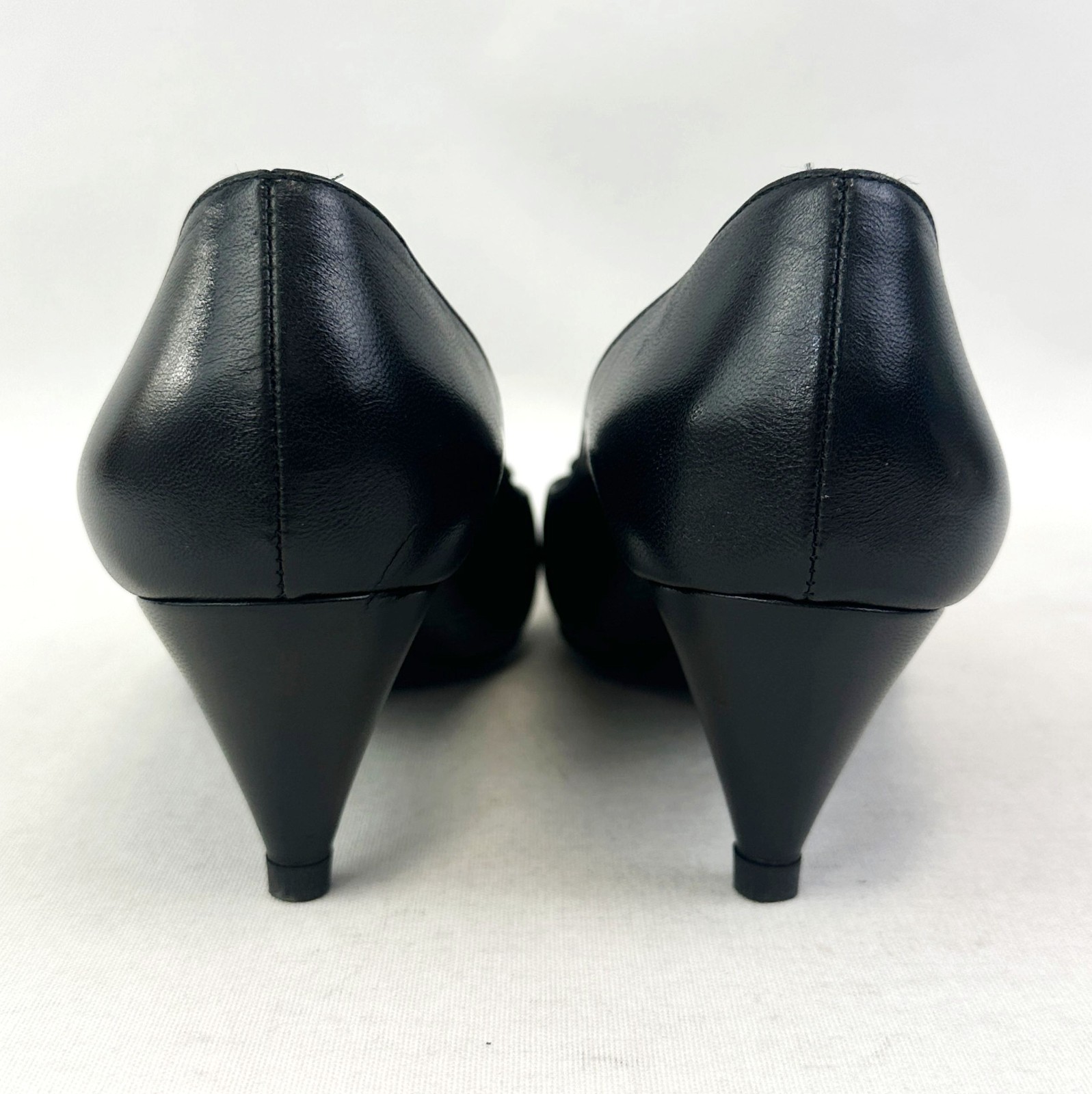 YSL SAINT LAURENT Anais 55 Pumps 37 7 Black Navy Pointed Toe Bow Gold Logo Shoes