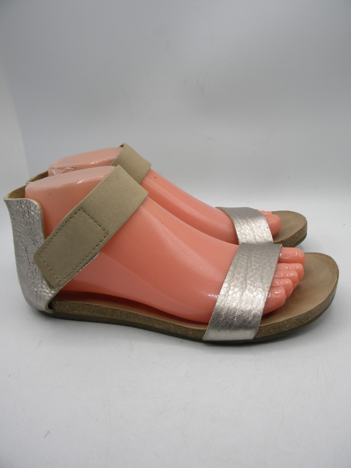 PEDRO GARCIA Pewter & Khaki Leather Flat Ankle Strap Sandals Size 36 Display