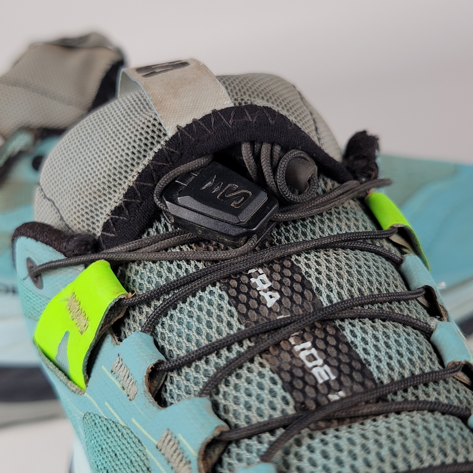 SALOMON ULTRA GLIDE 2 Trainers Green Women’s Size US 6