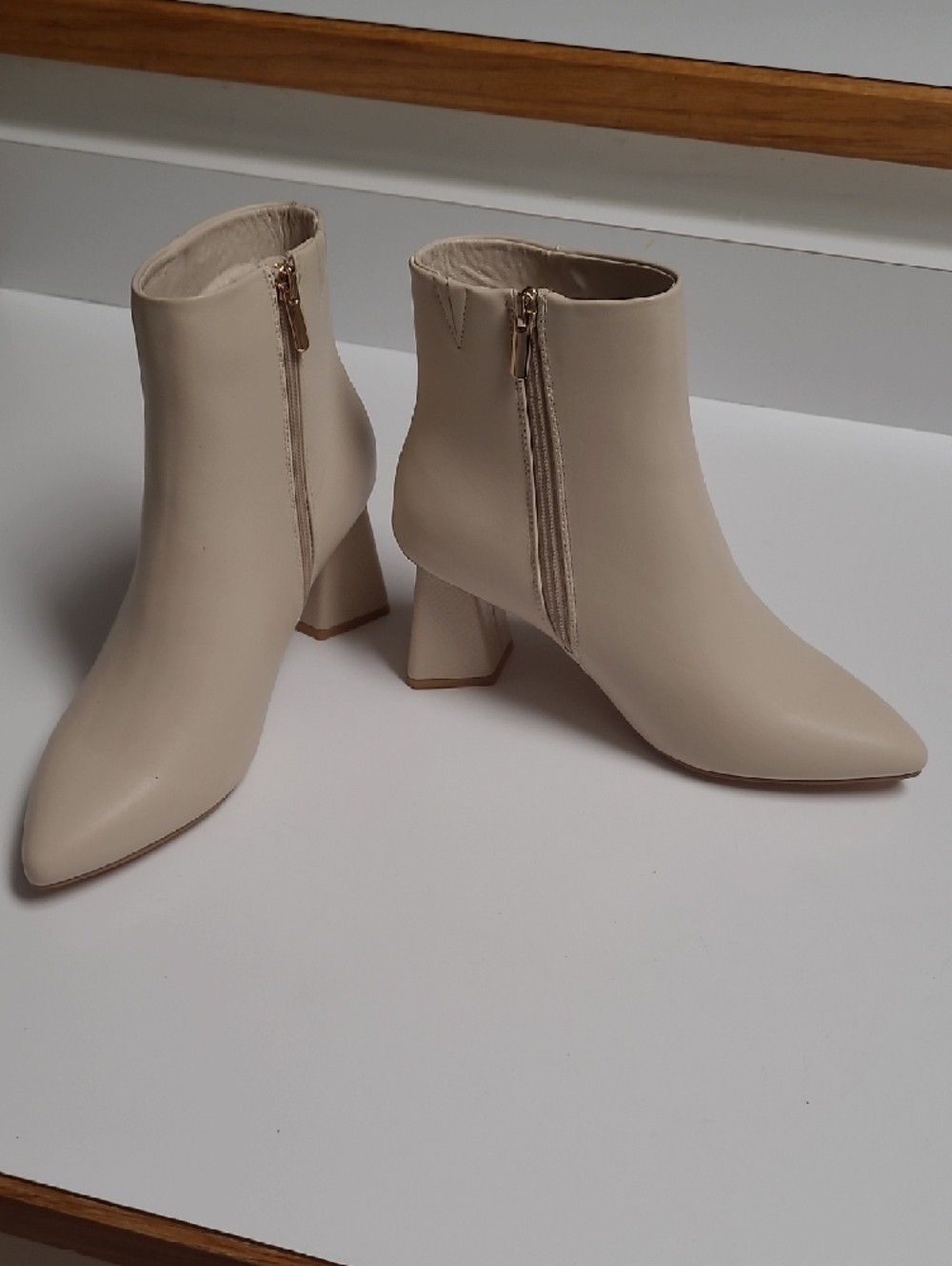 Comfort Beige Women’s Pointed-Toe Ankle Boots – Size 8.5