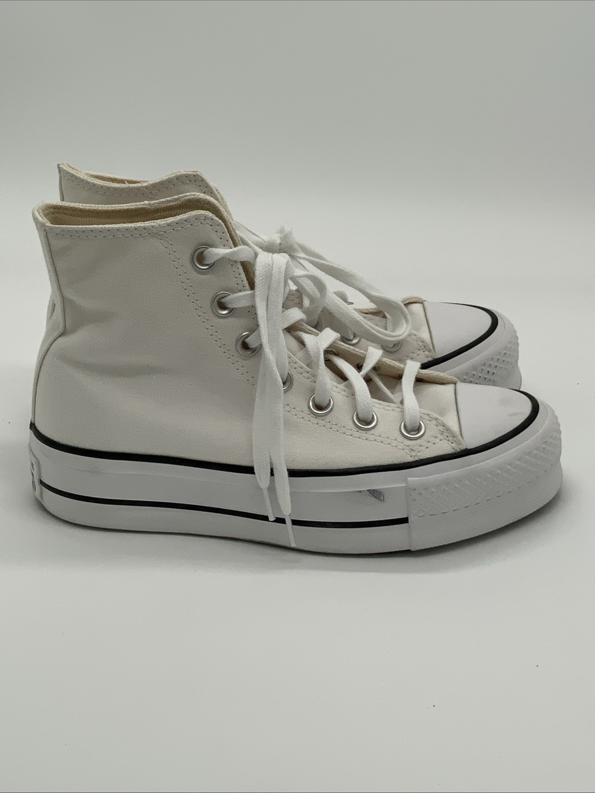 Converse Chuck Taylor All Star Platform High White/Black Women Size 5 560846C