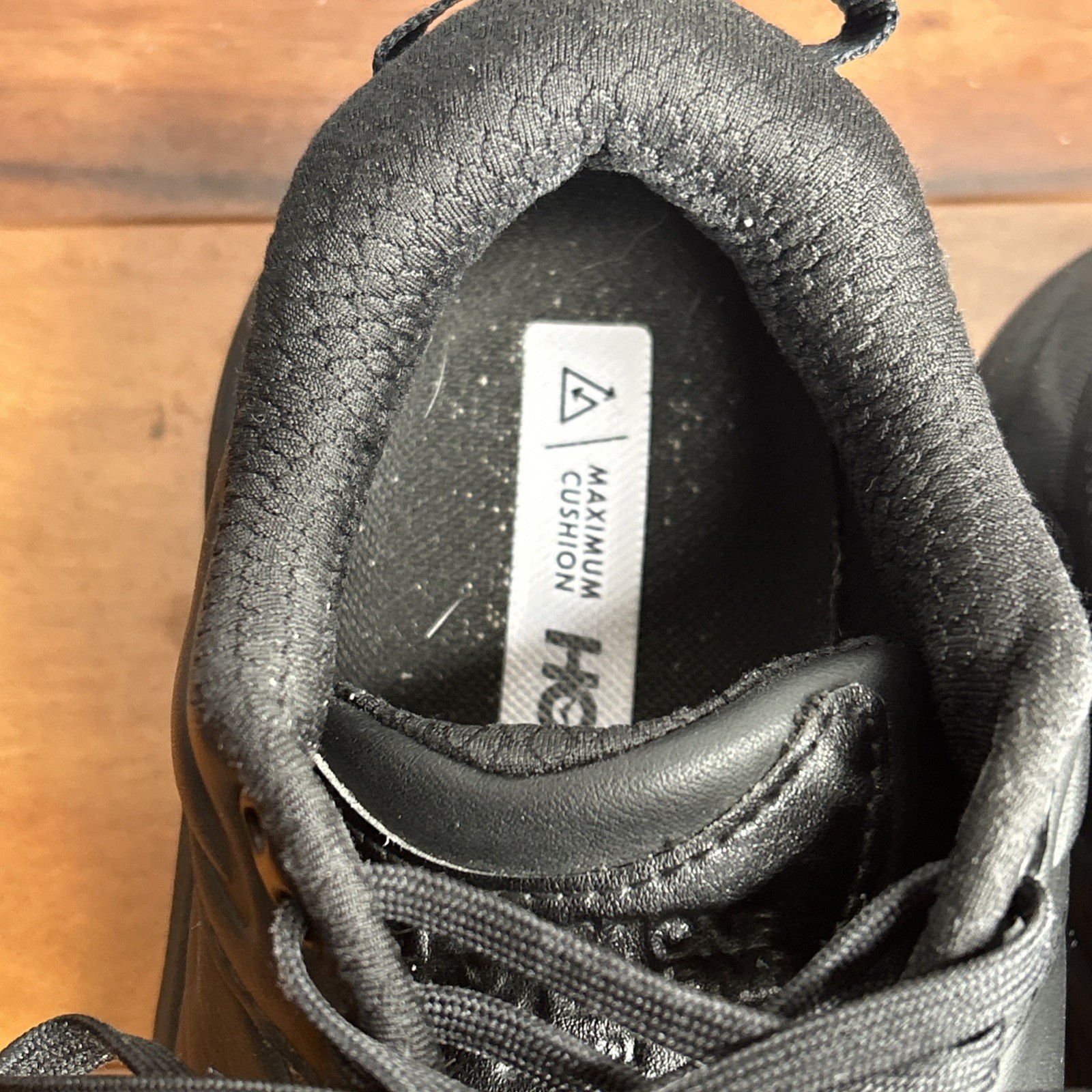 Hoka One One Bondi SR Womens 7.5 Black Leather Slip Resistant Work Shoes