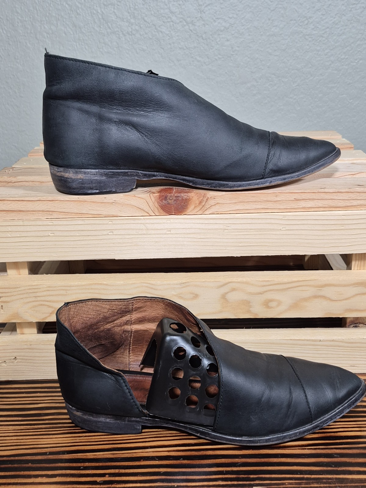Free People Royale Flat Gray Black Leather Flats/booties Sz 7.5 US Spain 38