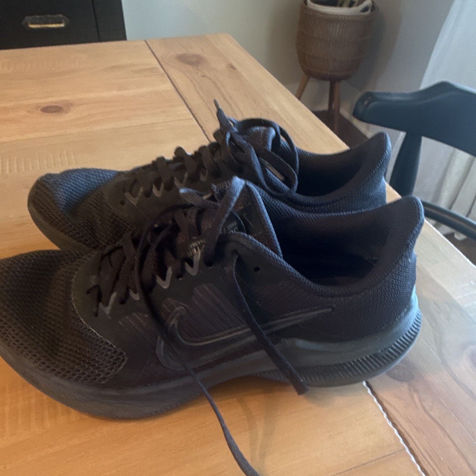 Nike Downshifter 11 Low Top Mesh Sneakers Black/Dark Smoke Grey CW3413-003
