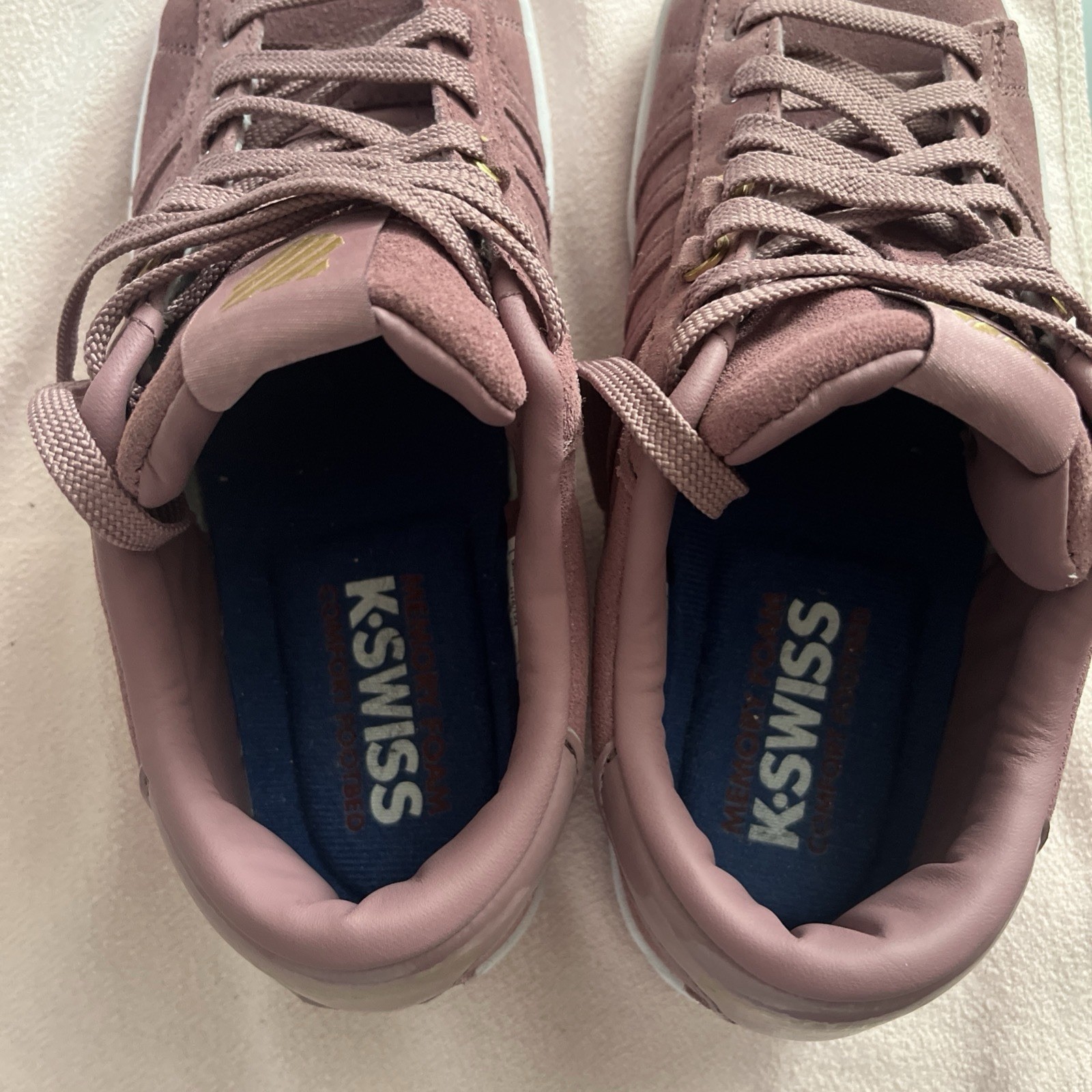 K-Swiss Women’s Dusty Pink Sneakers Tennis Shoes Size 9.5 9 1/2 Suede EUC